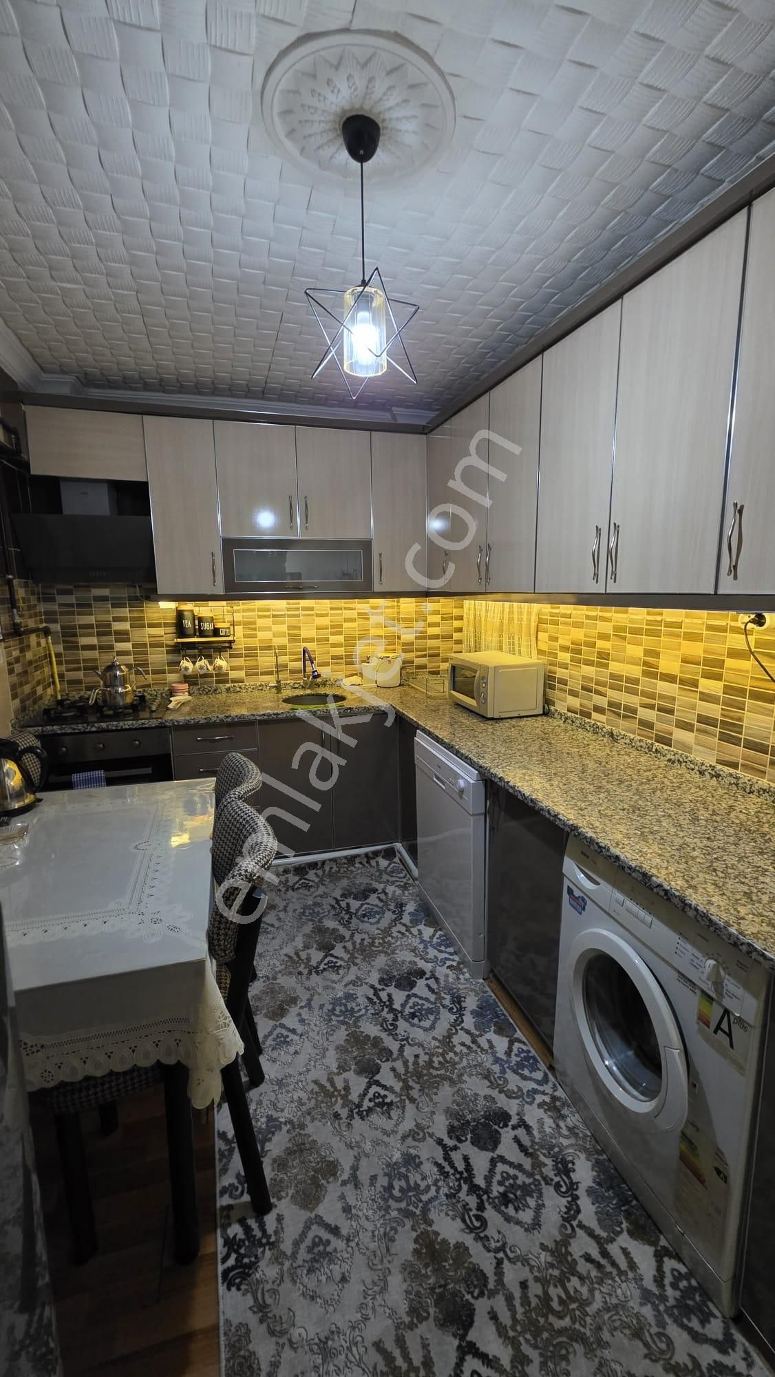 🏡yarhasanlar Mahallesi 🏡 ✅3+1 200m2 5 Katlının 1 Katı Arakat ❇️kapalı Mutfak Petek Kombili