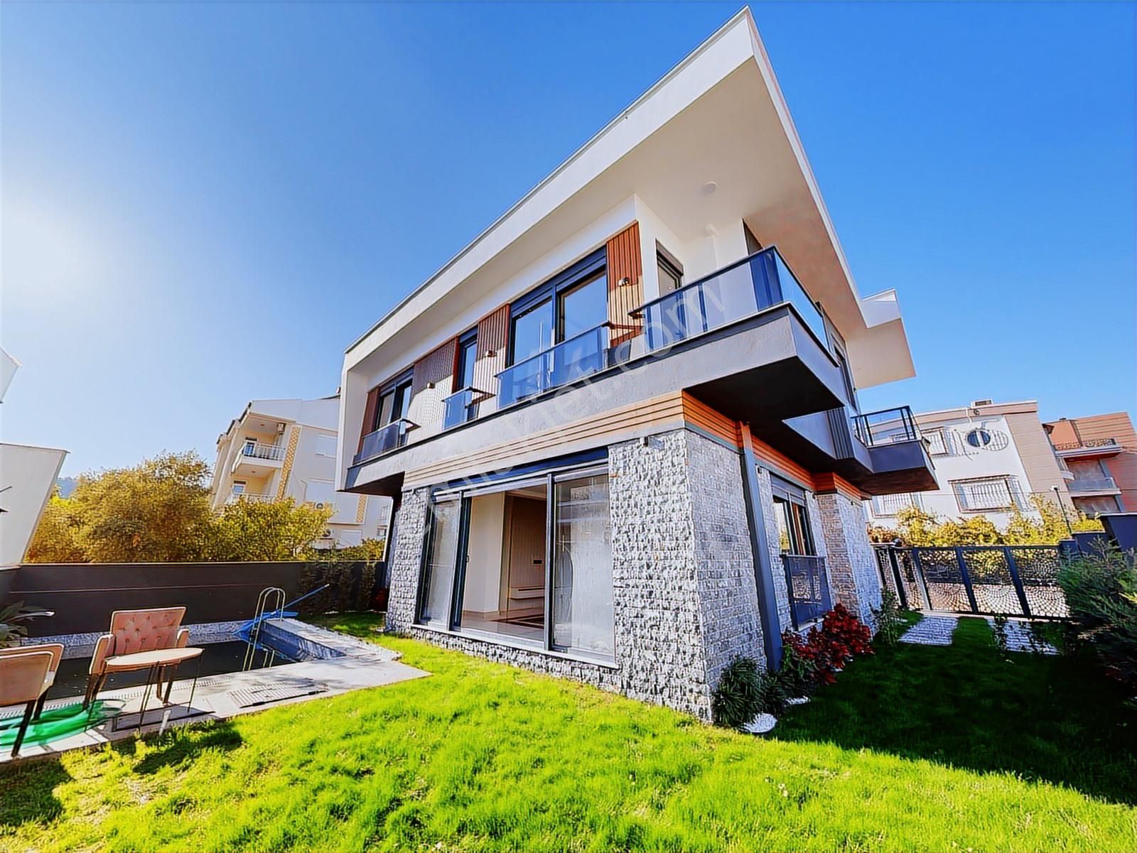 Aydoğmuş Mahallesinde Saunalı, Havuzlu, 4+1 Müstakil Lüks Villa - Görsel 34