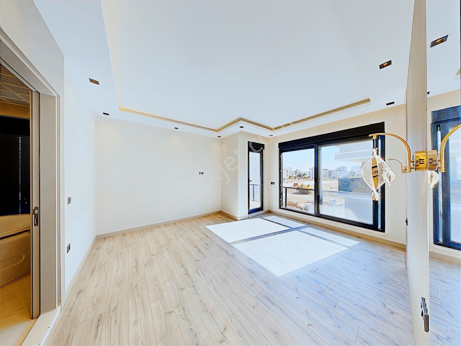 Aydoğmuş Mahallesinde Saunalı, Havuzlu, 4+1 Müstakil Lüks Villa - Görsel 17