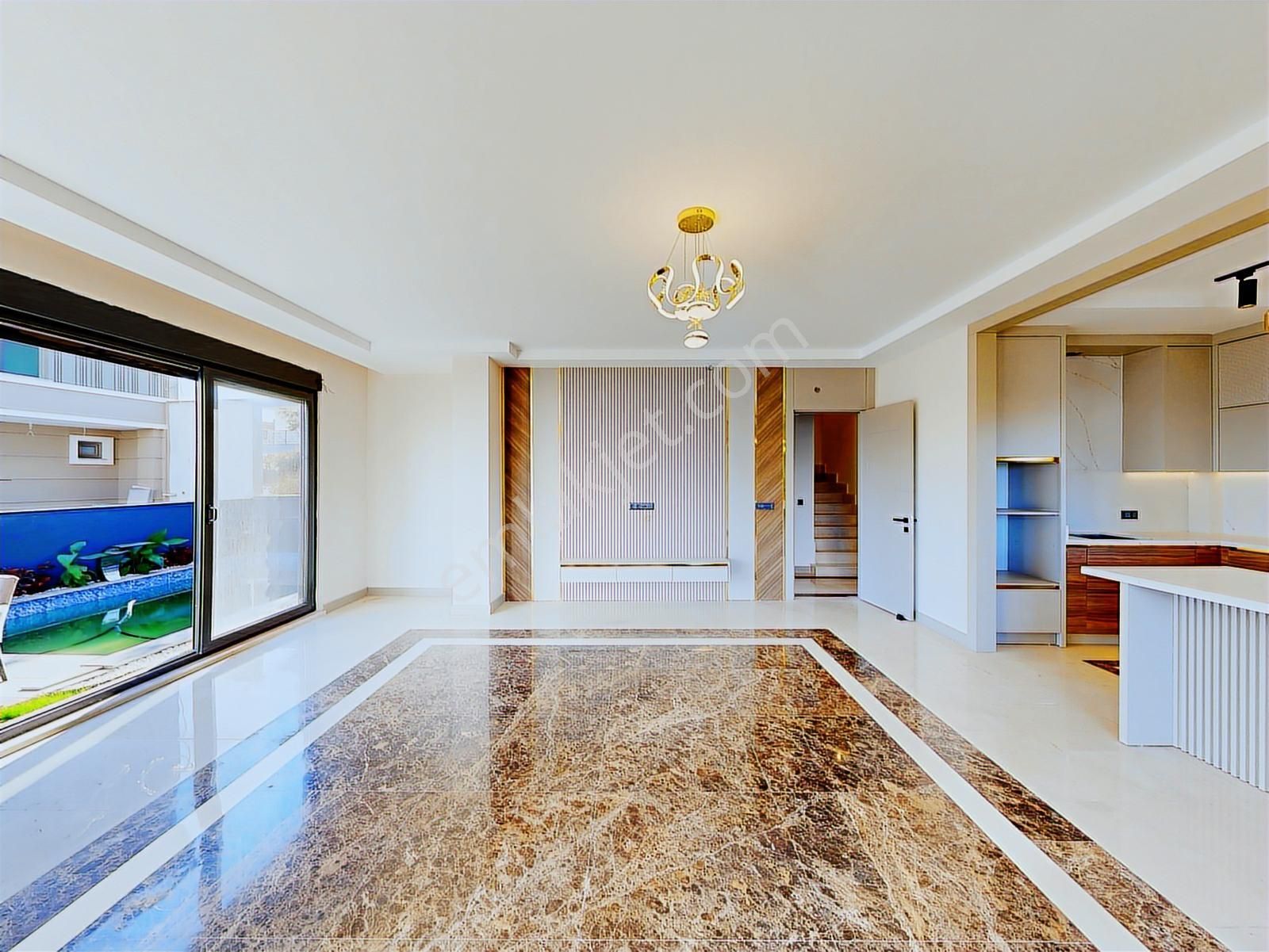 Aydoğmuş Mahallesinde Saunalı, Havuzlu, 4+1 Müstakil Lüks Villa - Görsel 24