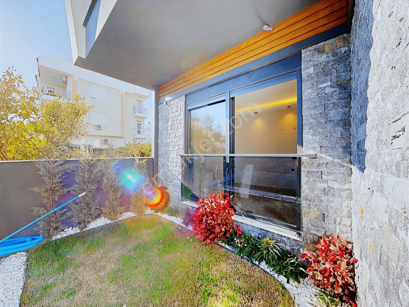 Aydoğmuş Mahallesinde Saunalı, Havuzlu, 4+1 Müstakil Lüks Villa - Görsel 4