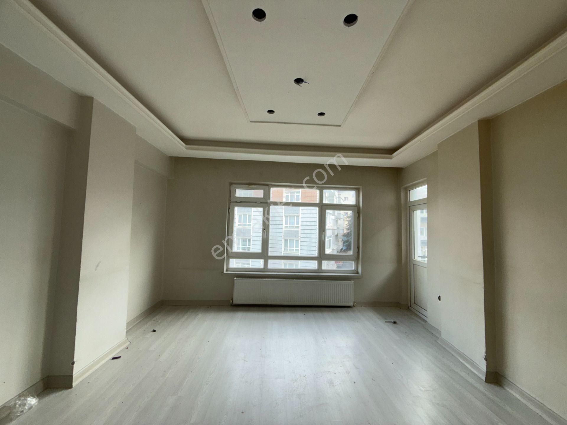 Ufuk Kılıç Emlak'tan Uygun Fiyatlı Cadde Üzeri 3+1 Orta Kat Güney Daire - Görsel 7