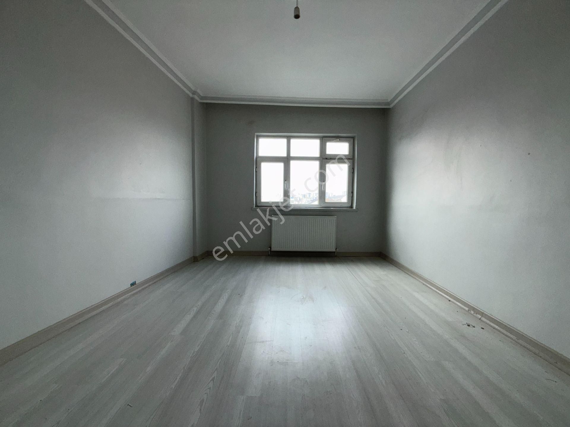 Ufuk Kılıç Emlak'tan Uygun Fiyatlı Cadde Üzeri 3+1 Orta Kat Güney Daire - Görsel 20