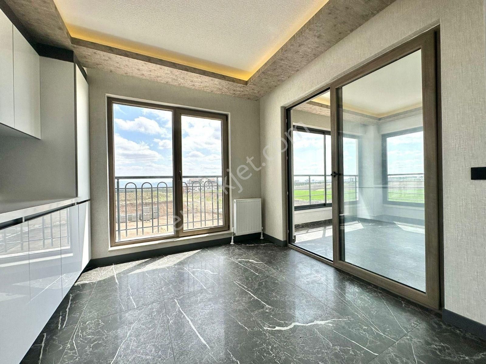 Kalecik Emlak'tan K.otoparklı Sitede 4+1 Ara Kat Güney Cephe Daire - Görsel 23