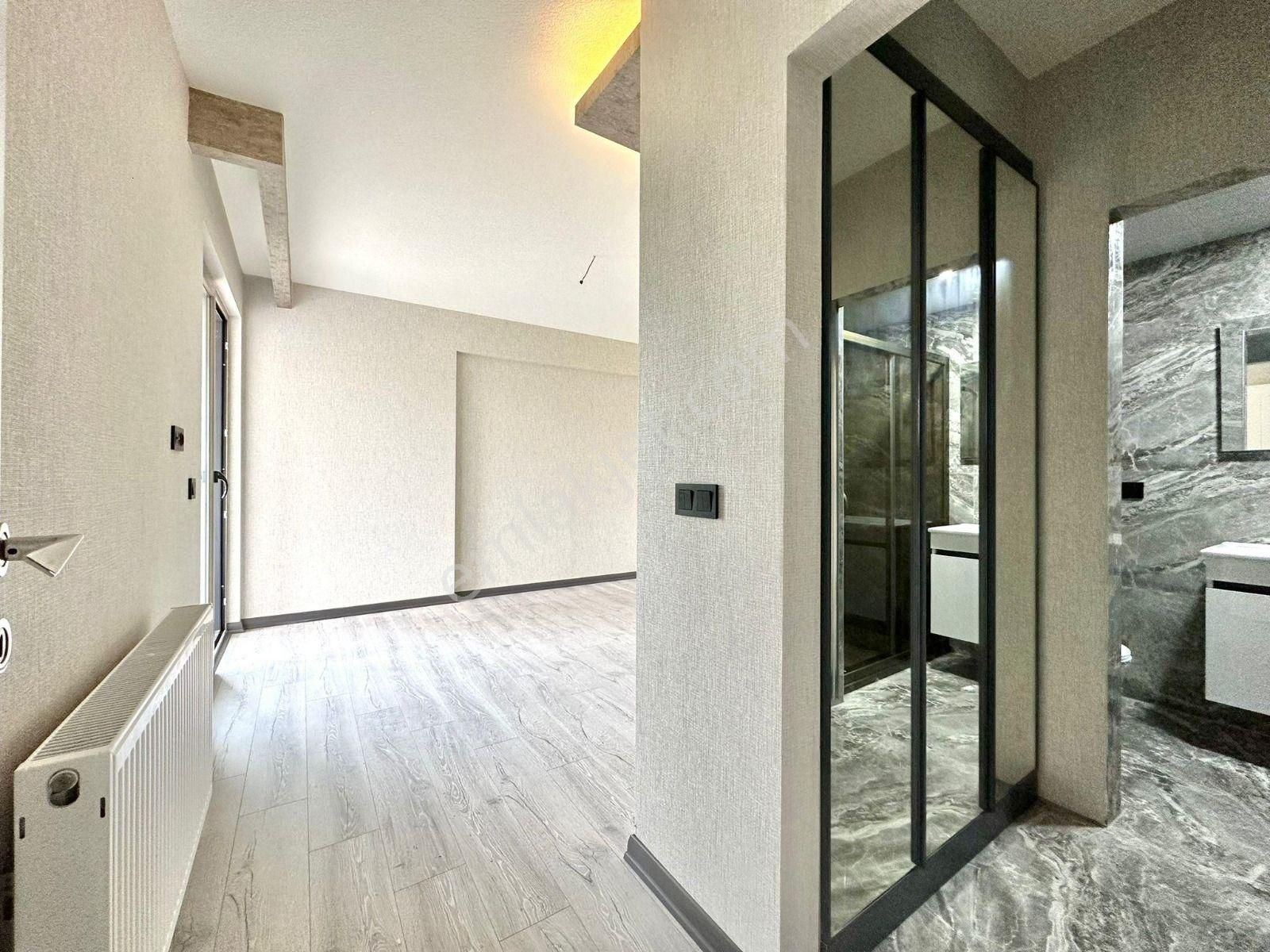 Kalecik Emlak'tan K.otoparklı Sitede 4+1 Ara Kat Güney Cephe Daire - Görsel 15