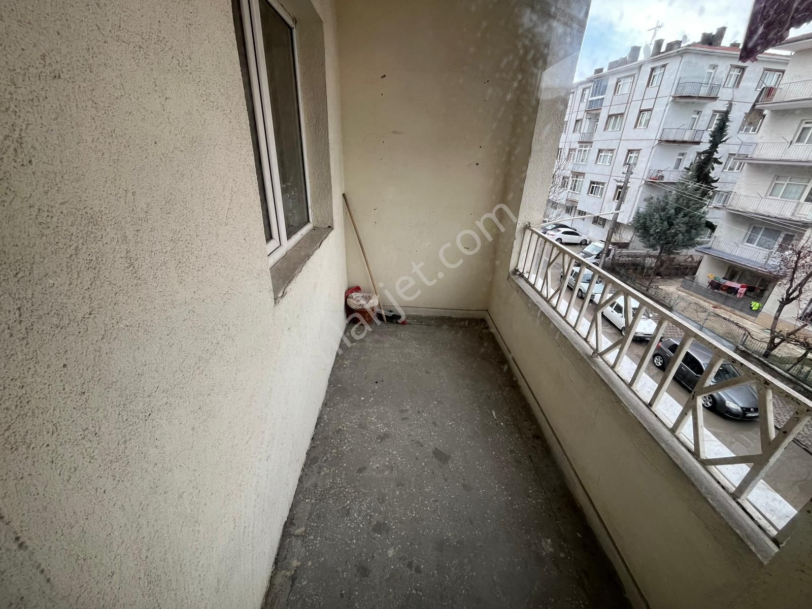 Plevne Mahallesinde Ara Katta Fırsat Daire!! - Görsel 26