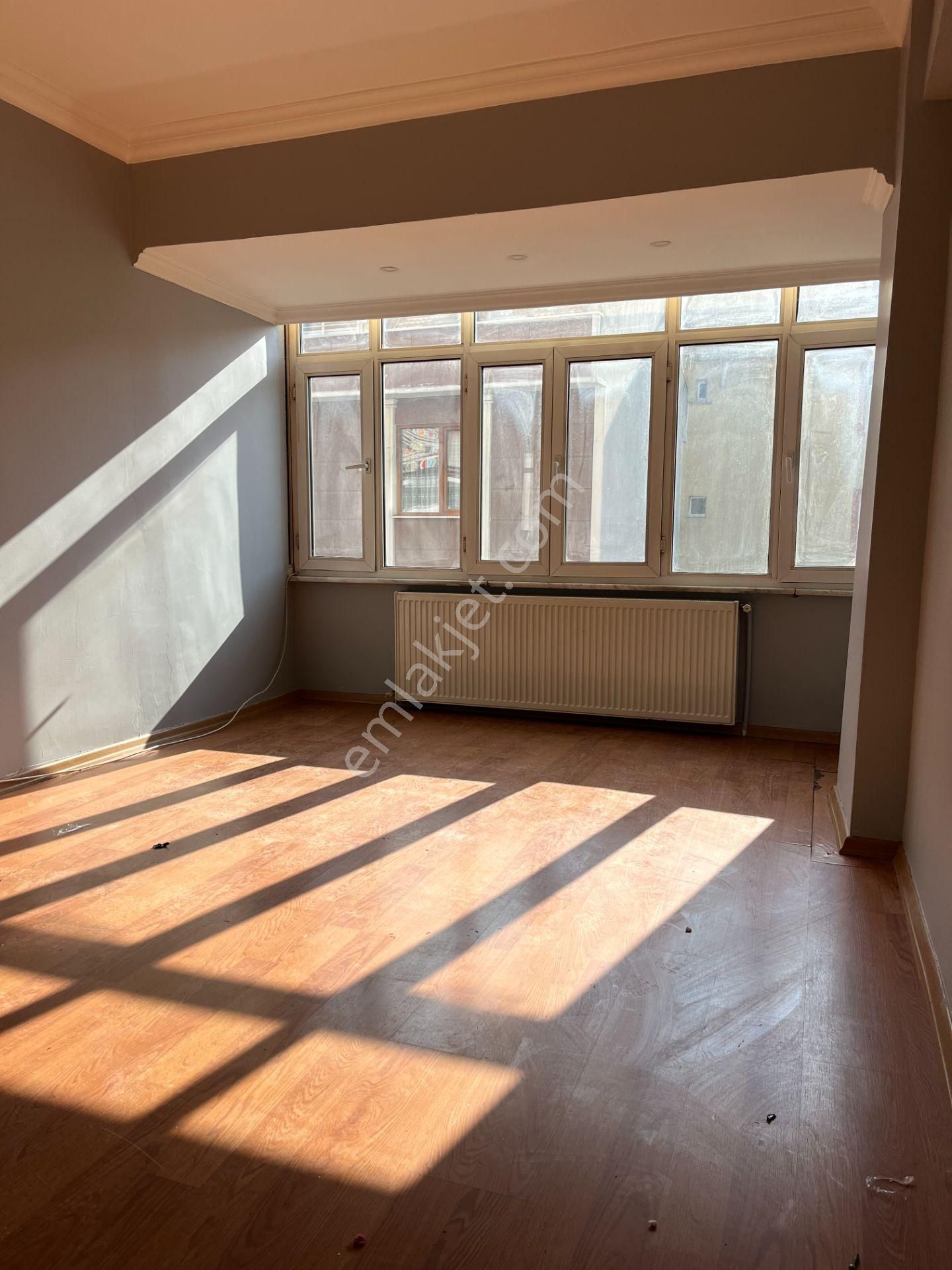 Bağcılar İnönü Mah. 2+1 3.kat Kiralık Daire