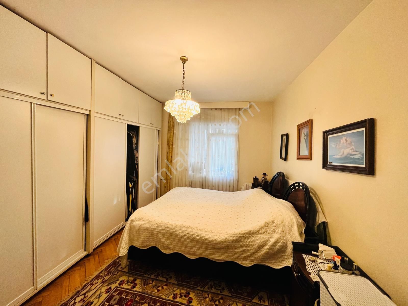 Çiftehavuzlarda Tepegöz Sokakta Güvenlikli, Yatırımlık 3.688m2 Arsa İçinde 140m2 - Görsel 19