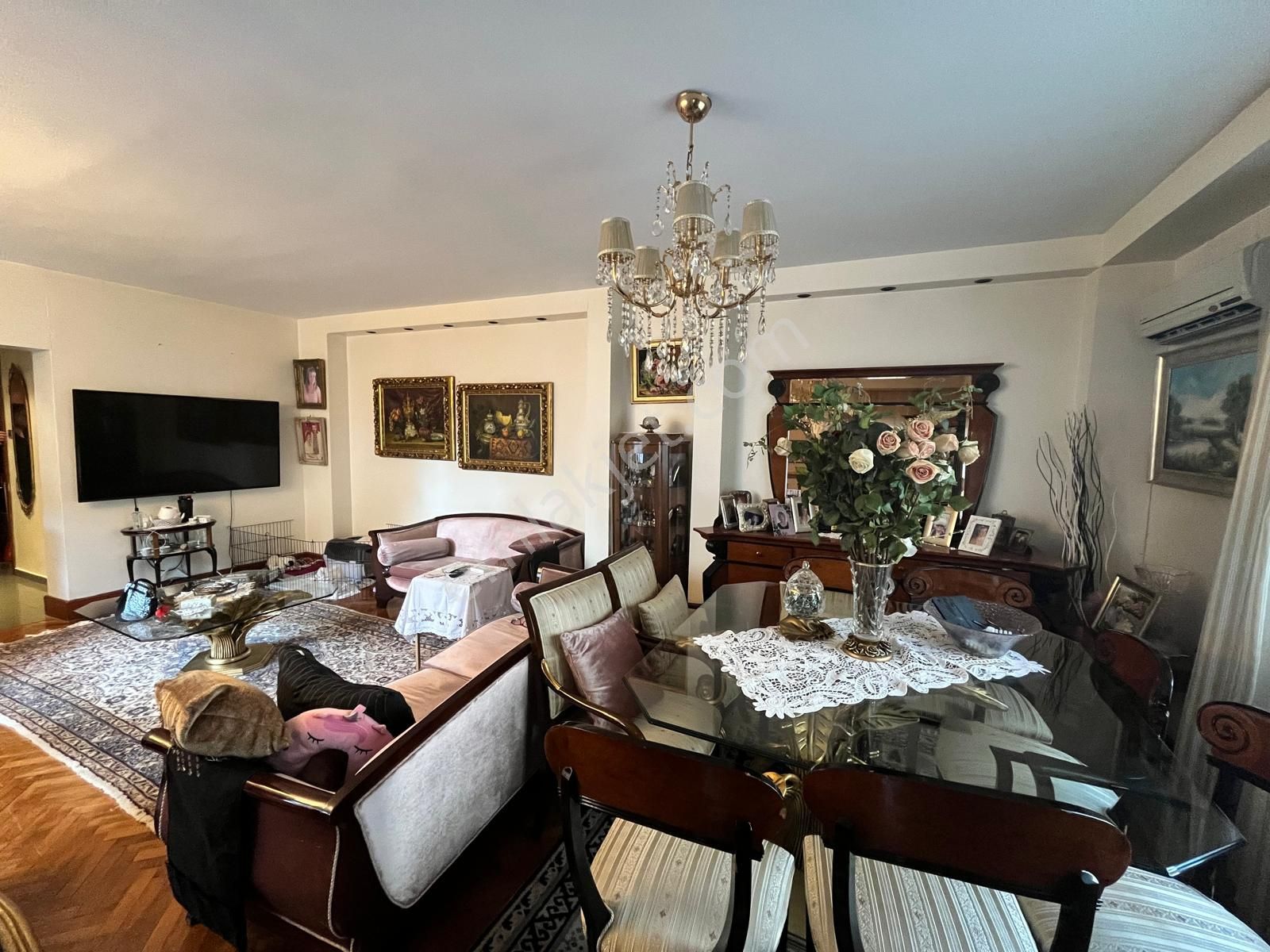 Çiftehavuzlarda Tepegöz Sokakta Güvenlikli, Yatırımlık 3.688m2 Arsa İçinde 140m2 - Görsel 14