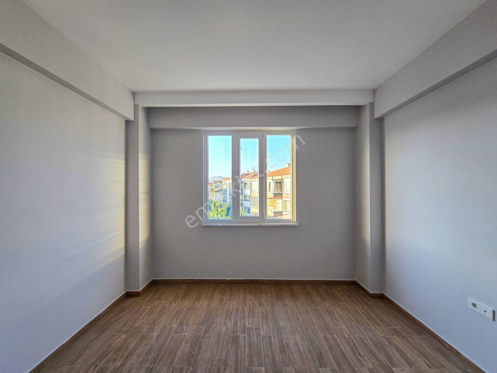 Genç Osman Caddesi Yakını İşyapar Gayrimenkul'den 3+1 Daire - Görsel 32