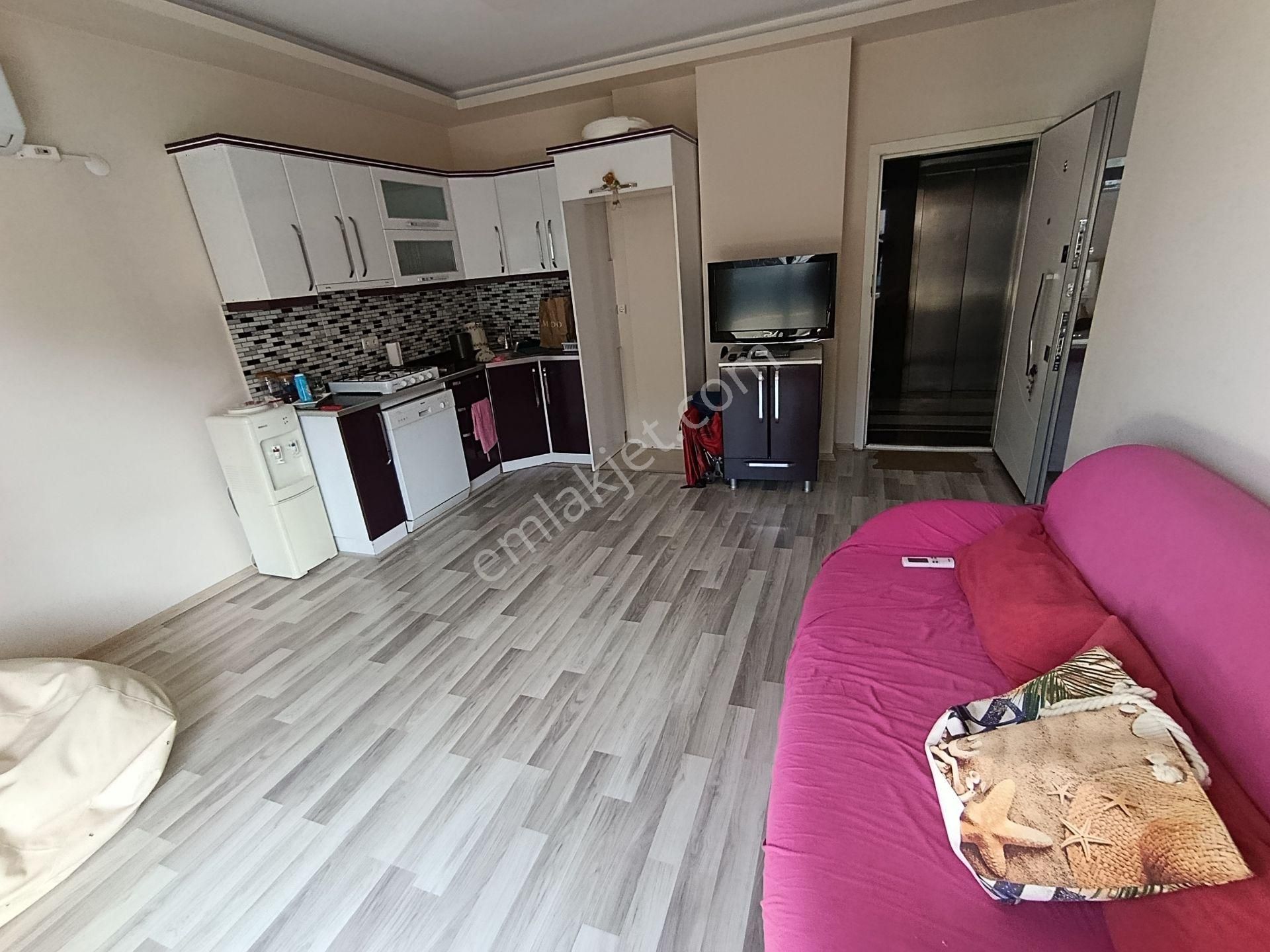 Didim Merkezde, Atatürk Bulvarı Üzerinde, Satılık 1+1 Daire - Görsel 6