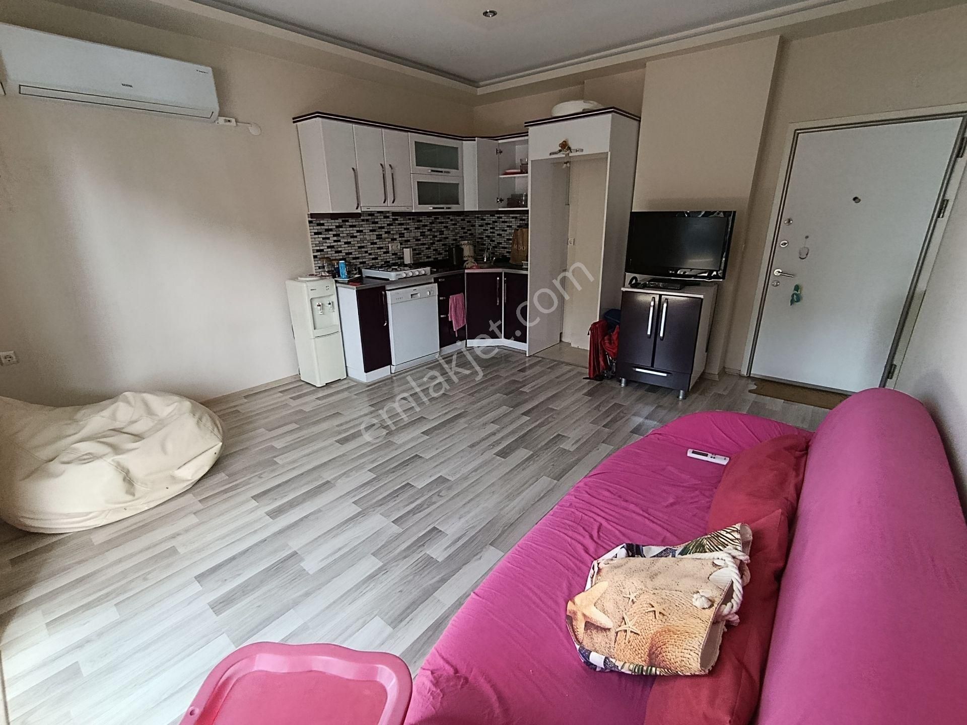 Didim Merkezde, Atatürk Bulvarı Üzerinde, Satılık 1+1 Daire - Görsel 5