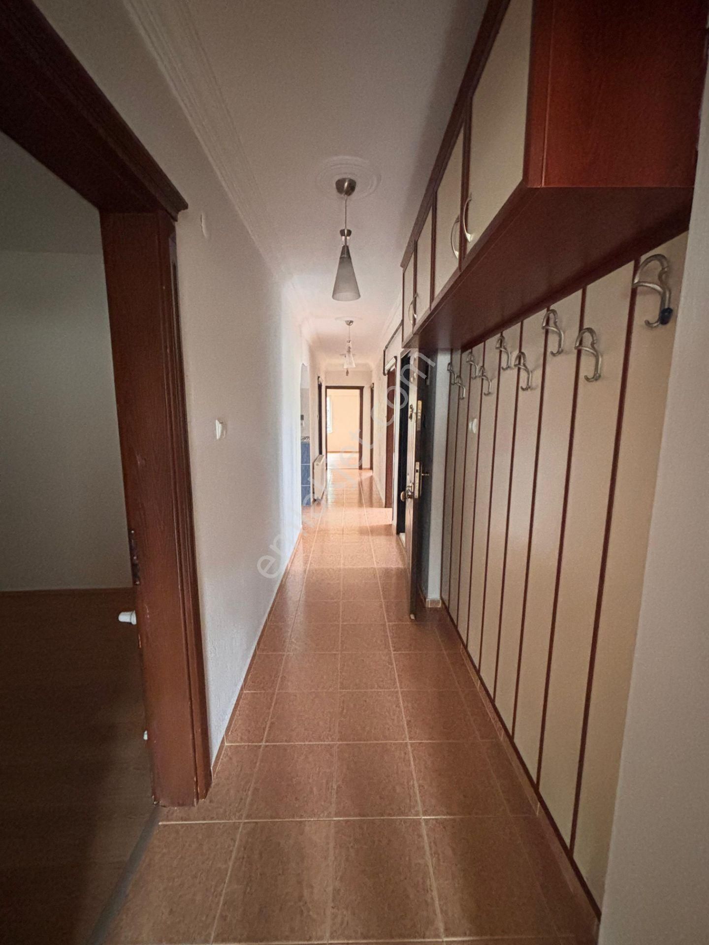 Ortak Emlaktan Zafer Mahallesinde Doğalgazlı Kiralık 3+1 Daire - Görsel 7