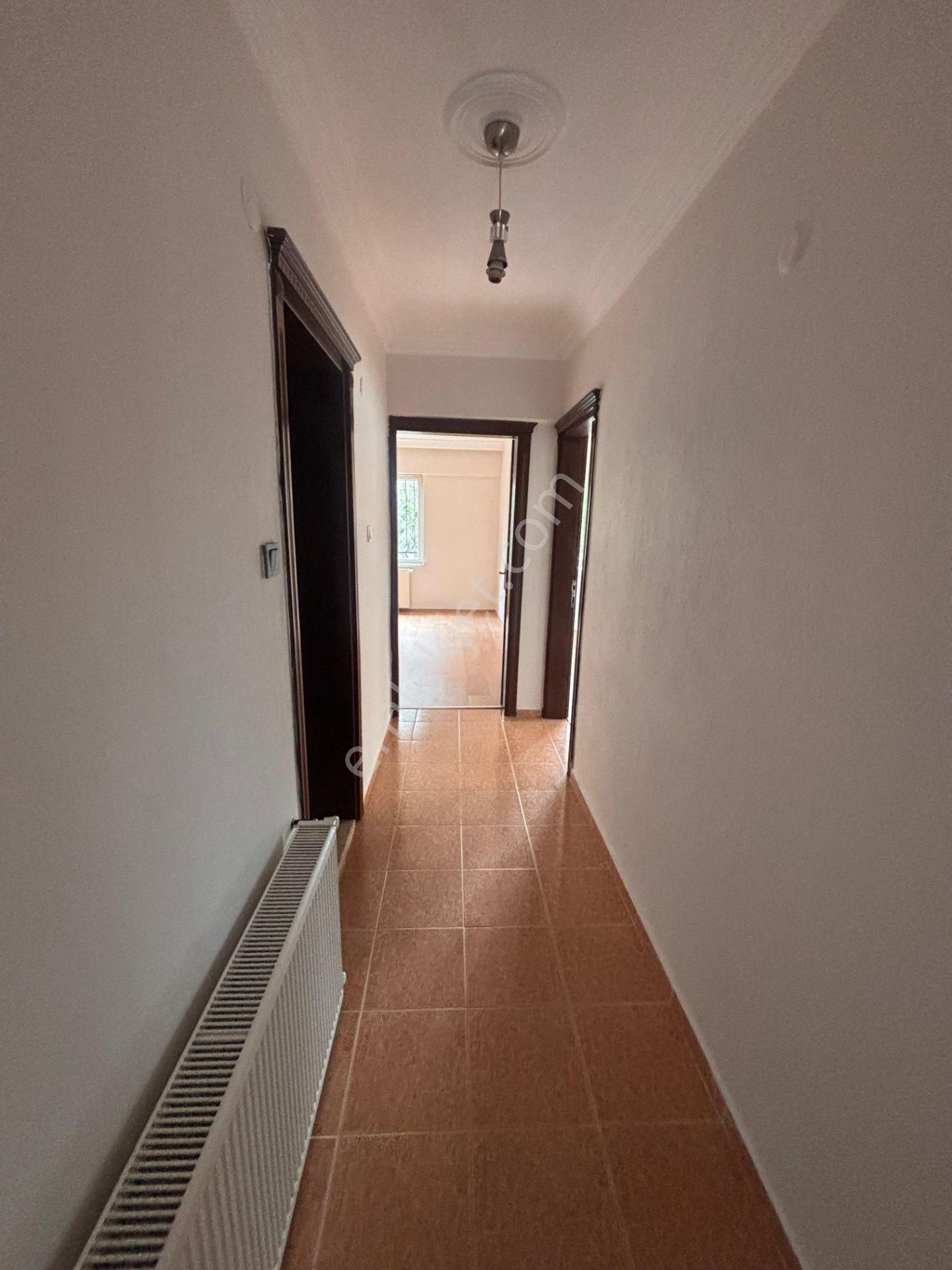 Ortak Emlaktan Zafer Mahallesinde Doğalgazlı Kiralık 3+1 Daire - Görsel 8