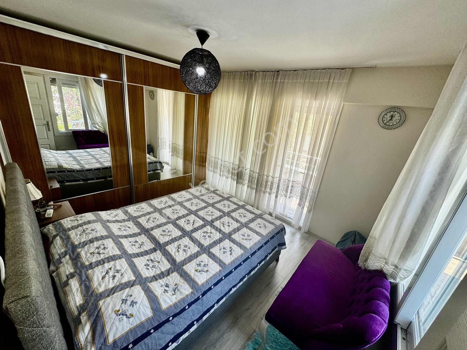 Son Fırsat Mükemmel Konum Geniş Bahçeli Otoparklı Tripleks 3+1 - Görsel 13