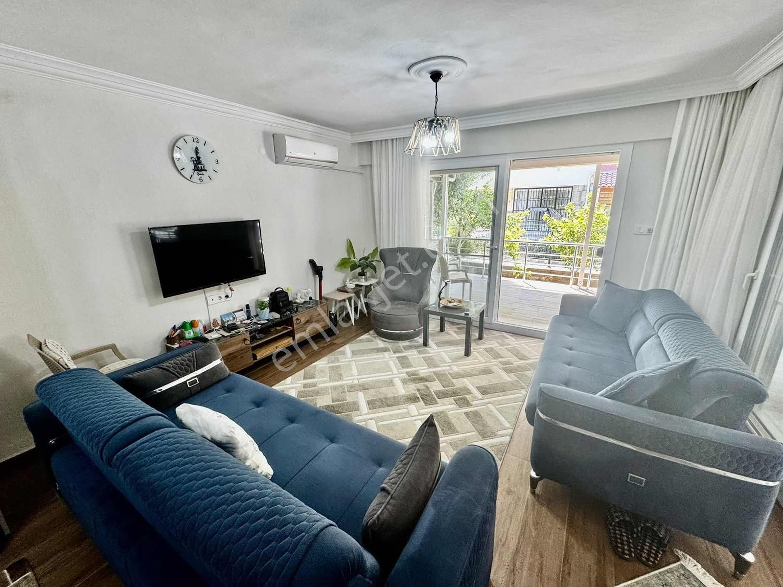 Son Fırsat Mükemmel Konum Geniş Bahçeli Otoparklı Tripleks 3+1 - Görsel 19