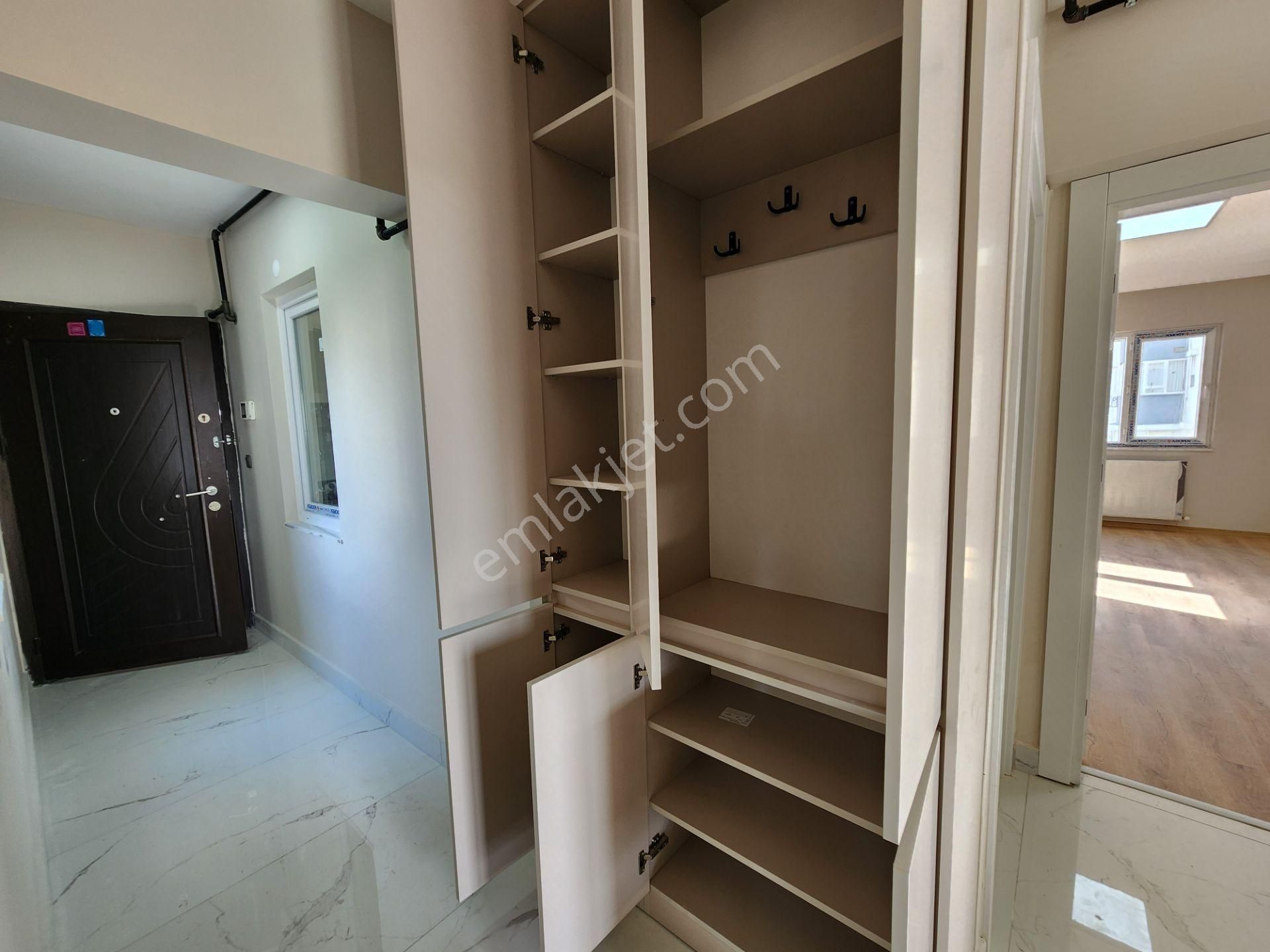 Meltem Özlem Sitesi'nde Doğalgazlı, Sıfır Yapılı 3+1 Ara Kat Kiralık Daire - Görsel 20