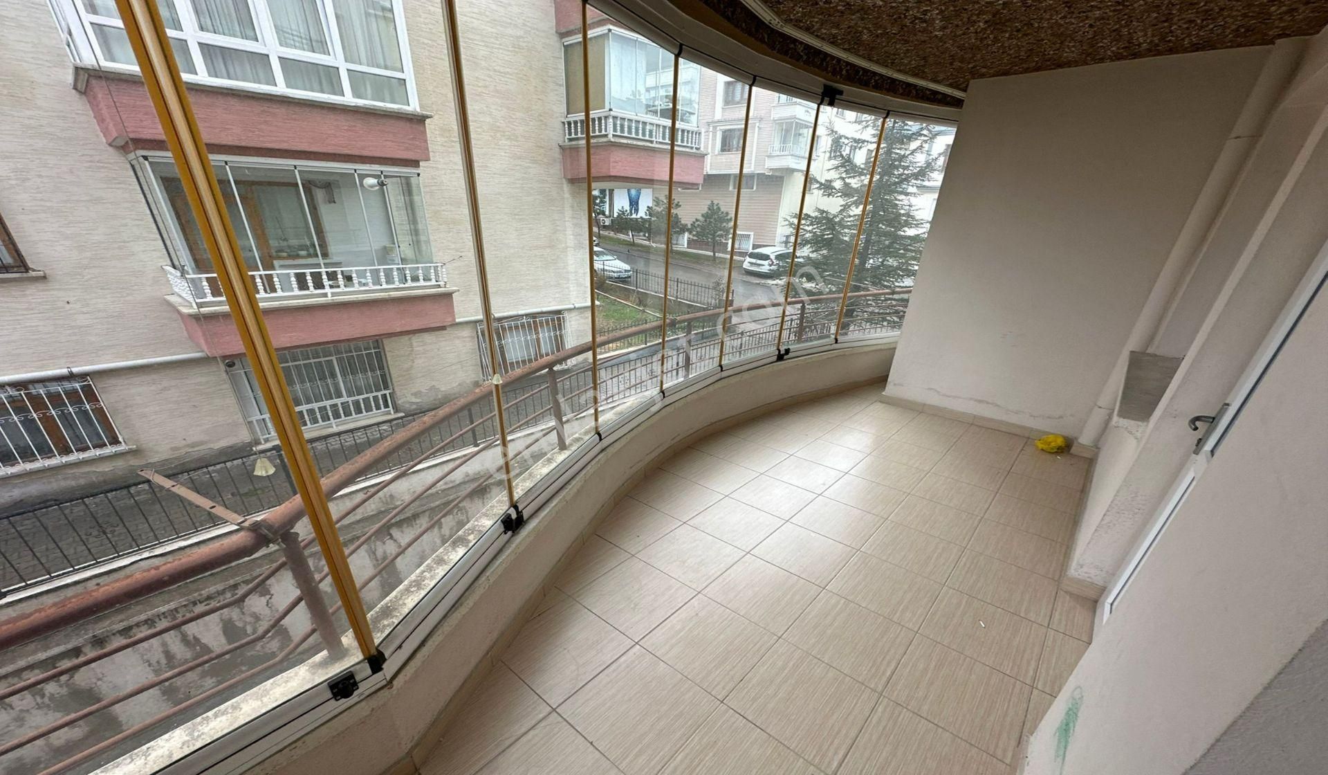 Atapark Cadde Kenarı Bölgenin En Geniş Dairesi Bu İmkan Kaçmaz - Görsel 19