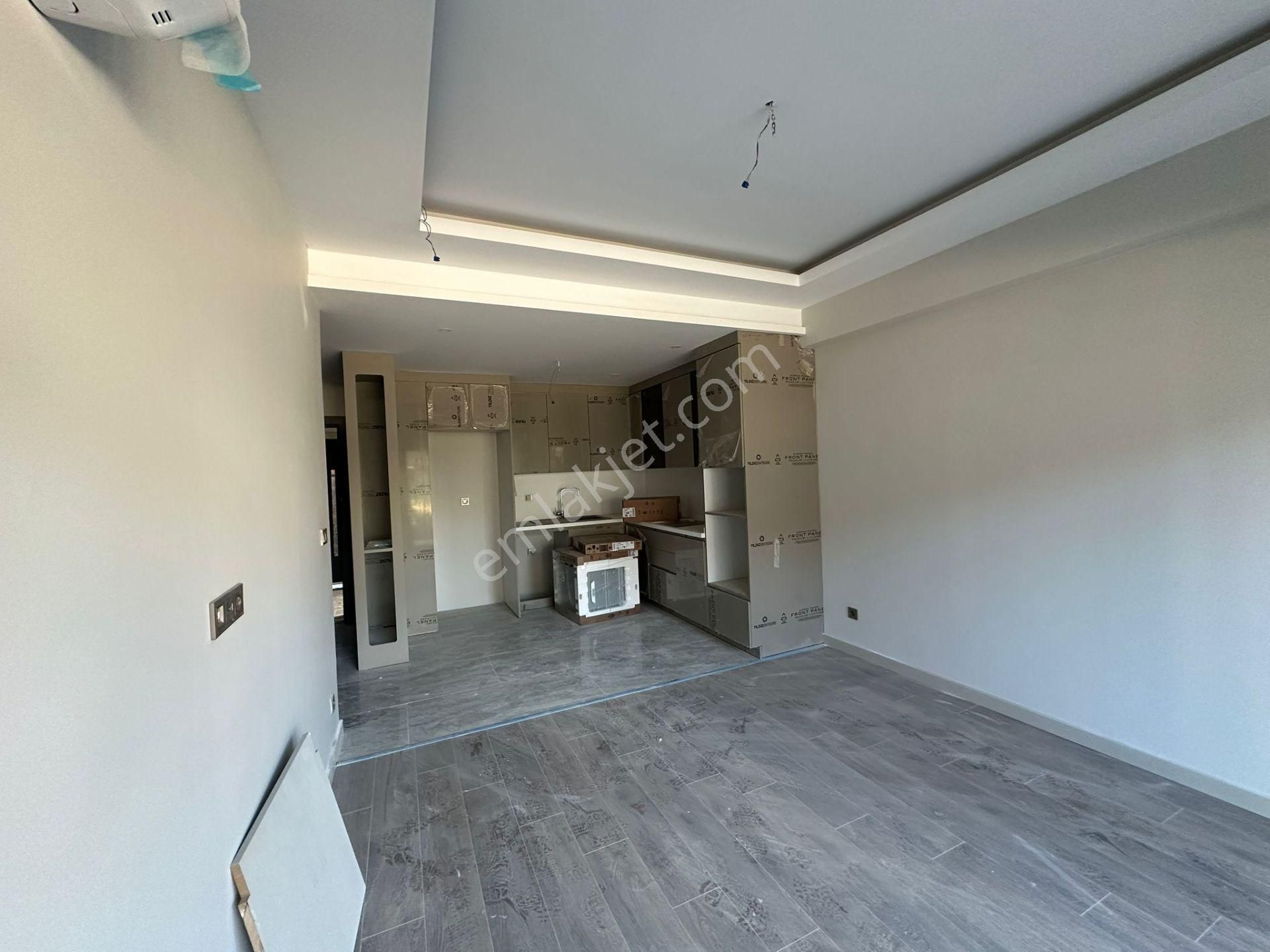 Antalya Döşemealtı Suncity 'de 1+1 Bahçe Katı Havuz Manzaralı Satılık Daire - Görsel 16