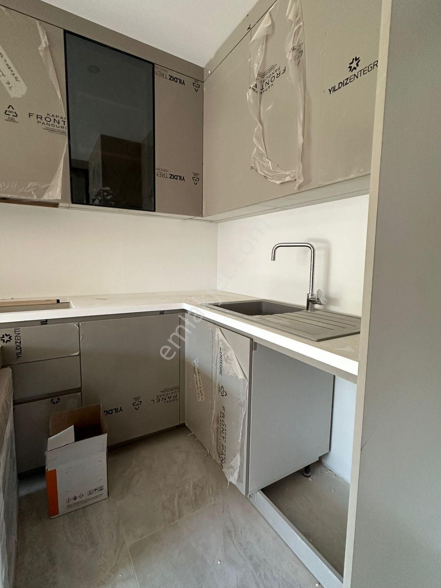 Antalya Döşemealtı Suncity 'de 1+1 Bahçe Katı Havuz Manzaralı Satılık Daire - Görsel 21