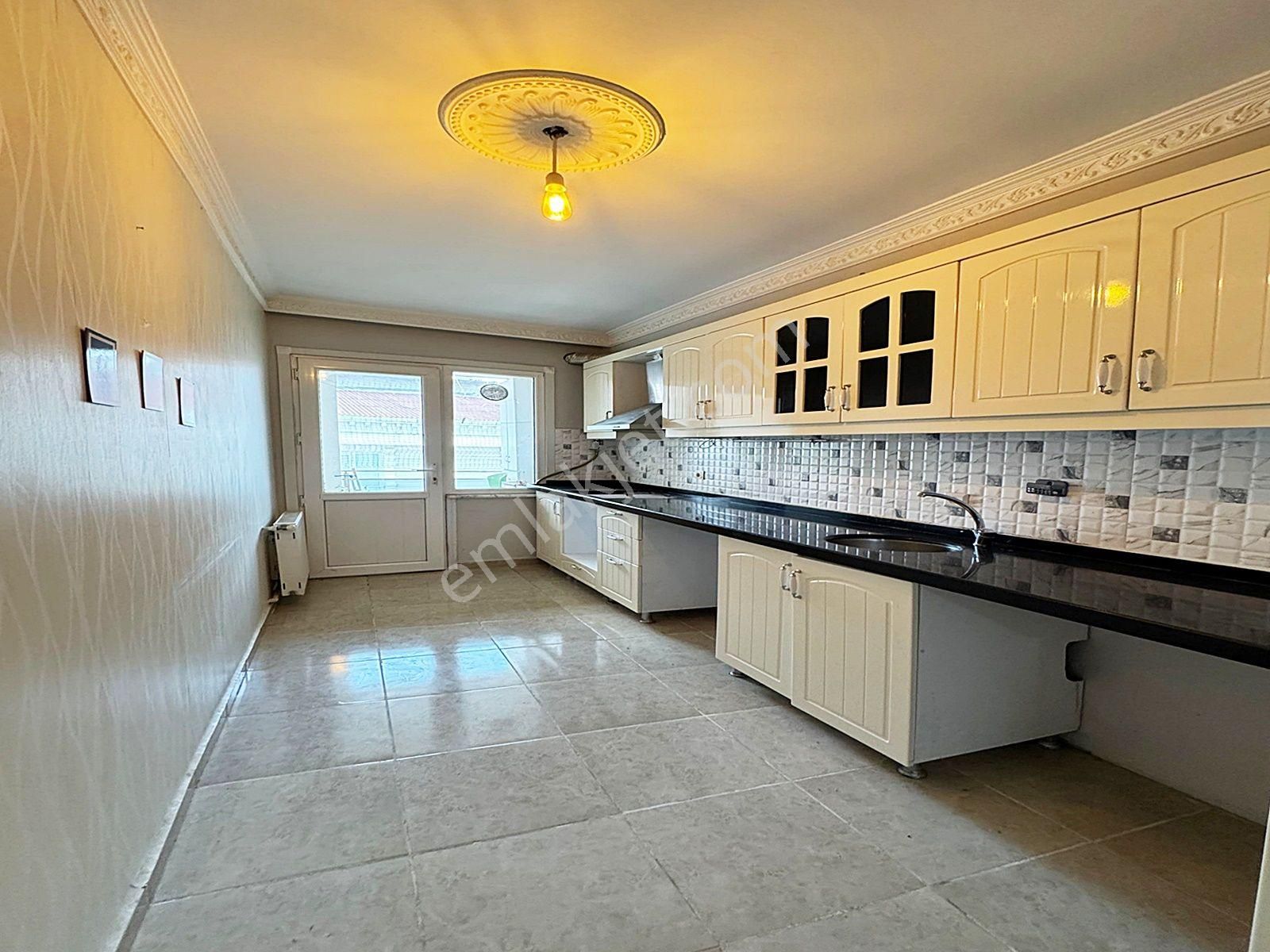 Nes Yapı'dan Güzelyurt'ta Şehir Manzaralı Dekorlu Balkonlu 2+1 Satılık Arakat Daire - Görsel 11