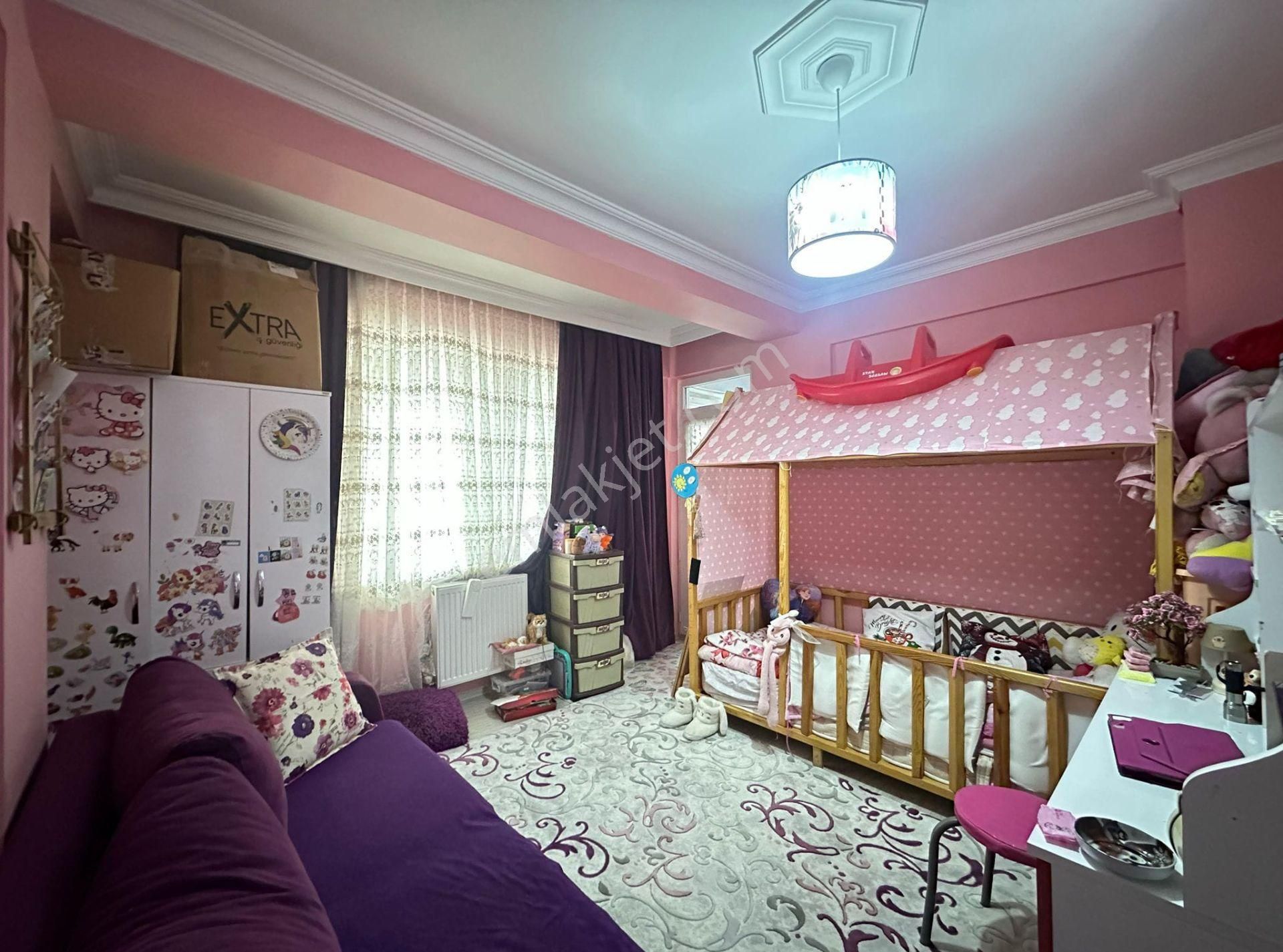 Akademi'den Çamlıca'da Ara Kat Ebeveyn Banyolu 2+1 Satılık Daire - Görsel 10