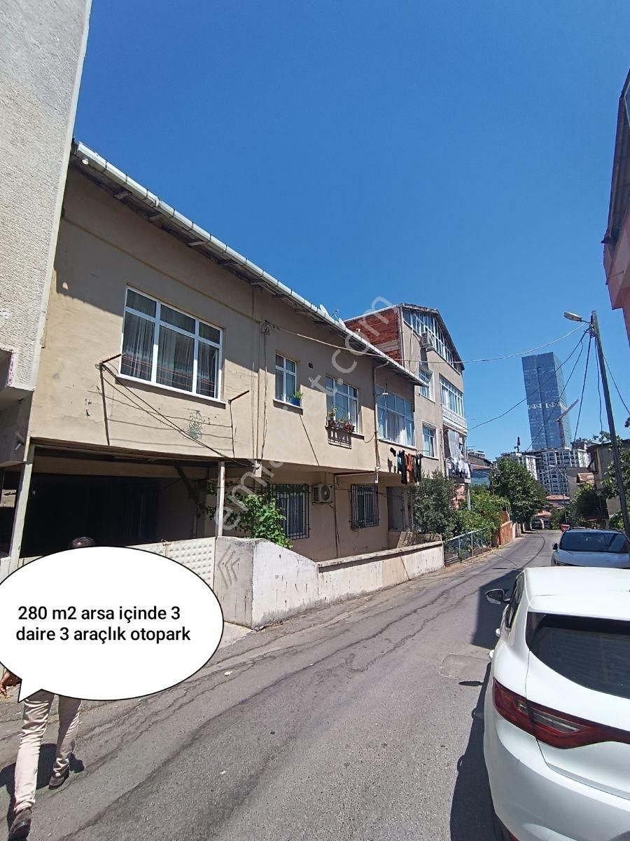Üsk/yavuztürk Mah/ Satılık 1,5 Daire 140 M2 Hisse
