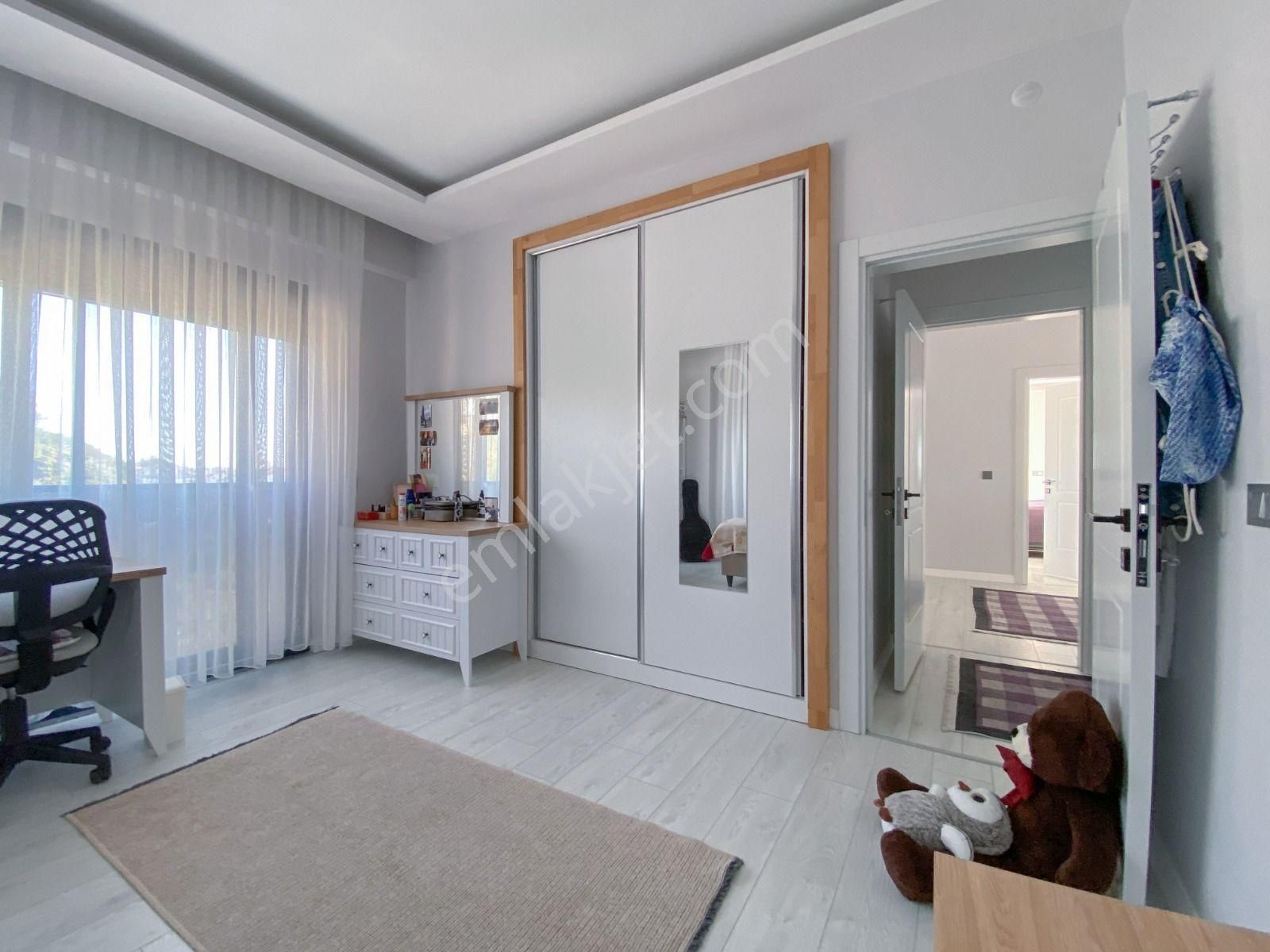 İdamax'tan Ilıca'da Harika Konumda Havuzlu Müstakil Villa - Görsel 21