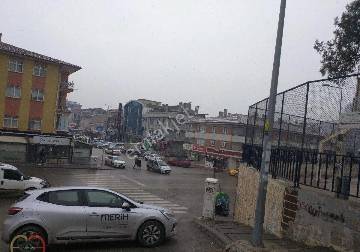 Mamak Mebs Okulu Ve Kaymakamlığa, Millet Bahçesine Çok Yakın Çarşı İçi Başkentray İstasyonu Yakını - Görsel 17