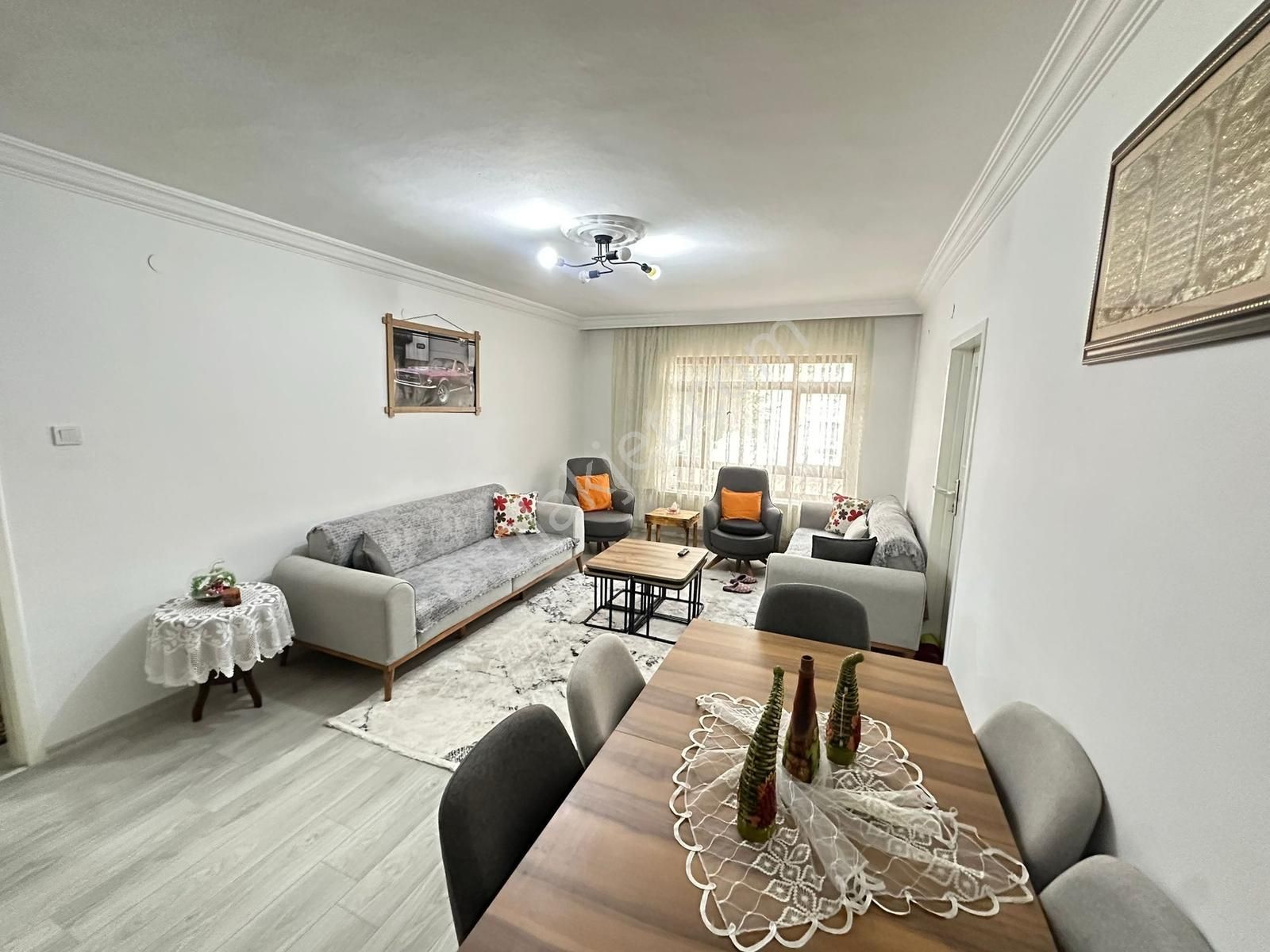 Altın Anahtardan Yunus Emre Cd.yakını Katta Ön Cephe - Görsel 20