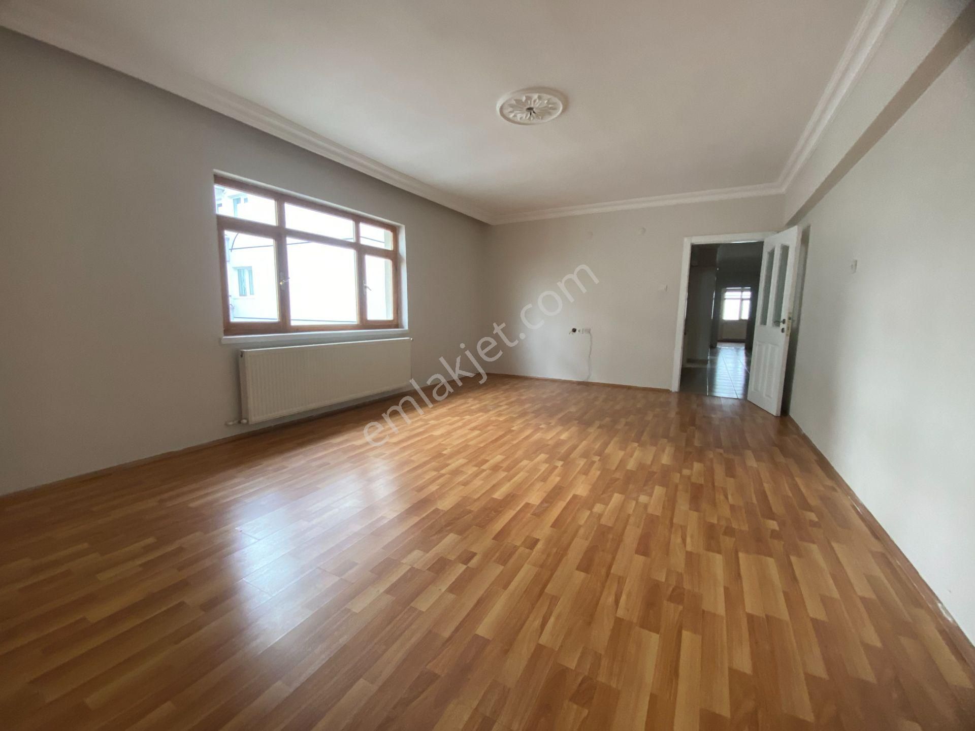 Elvan Mah. Kiralık 3.kat 135 M2 Kiralık 3+1 Daire - Görsel 5