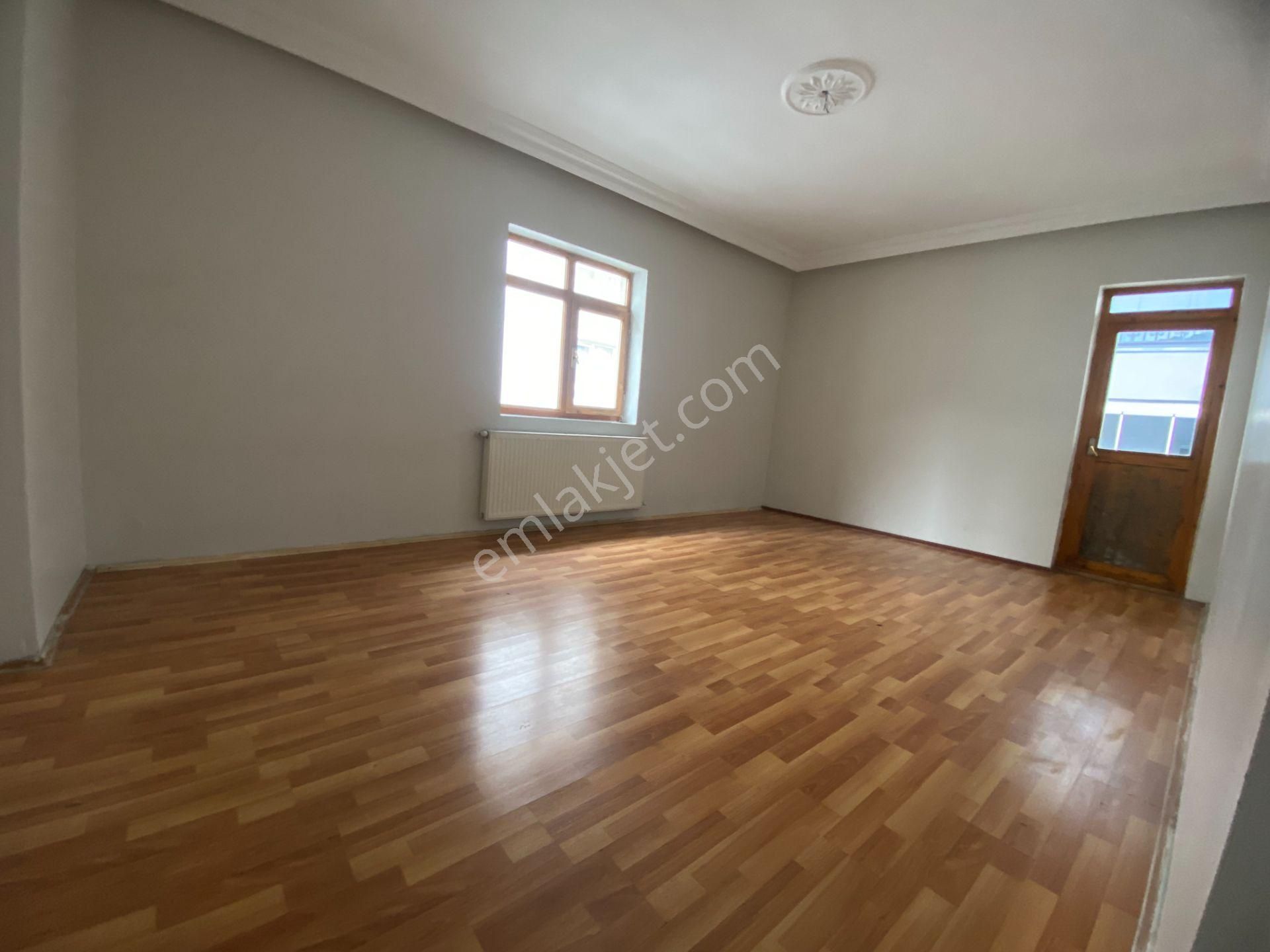 Elvan Mah. Kiralık 3.kat 135 M2 Kiralık 3+1 Daire - Görsel 15