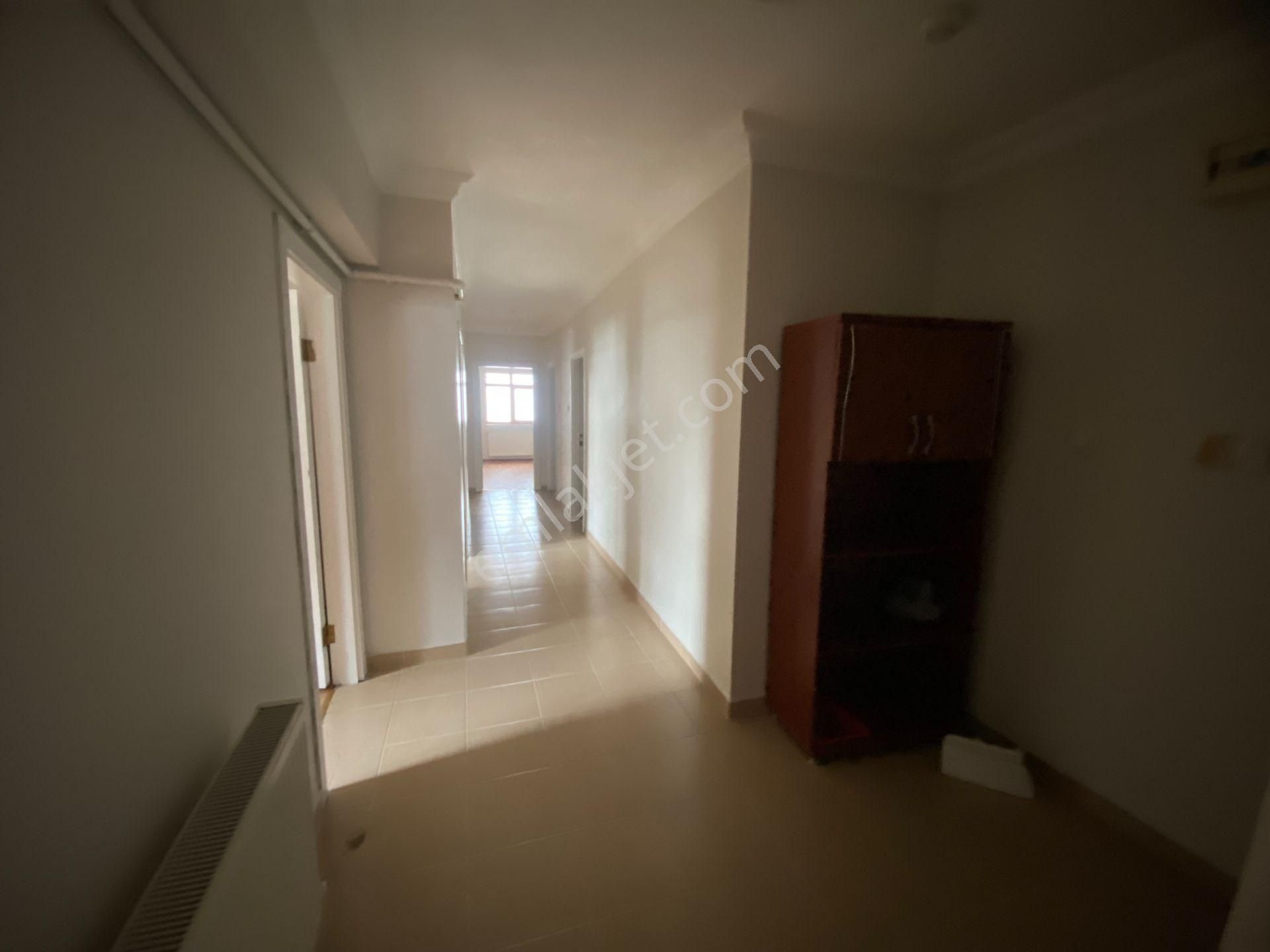 Elvan Mah. Kiralık 3.kat 135 M2 Kiralık 3+1 Daire - Görsel 14