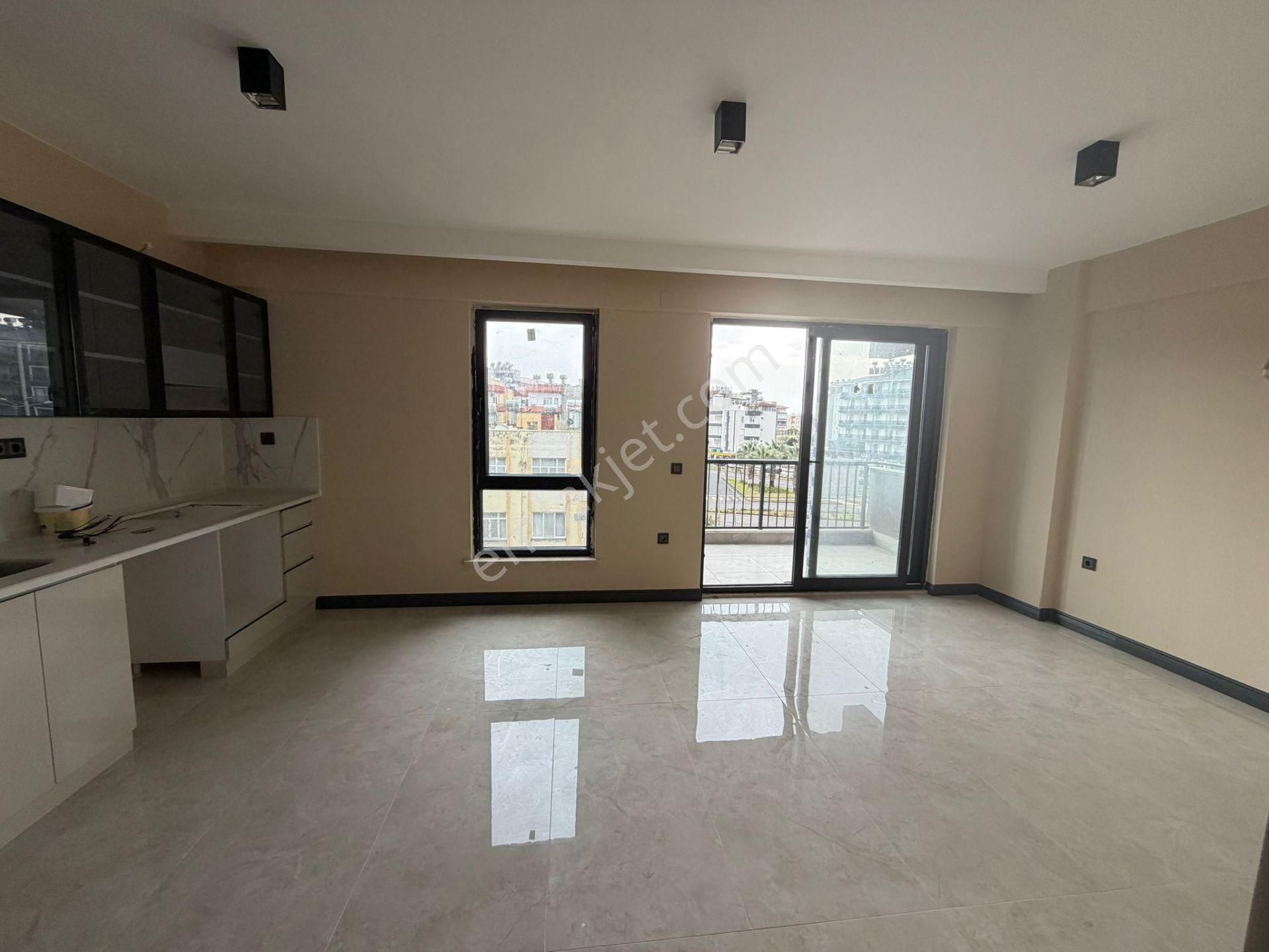 Mersin Anamur İskele Kiralık 2+1 Sıfır Daire - Görsel 6