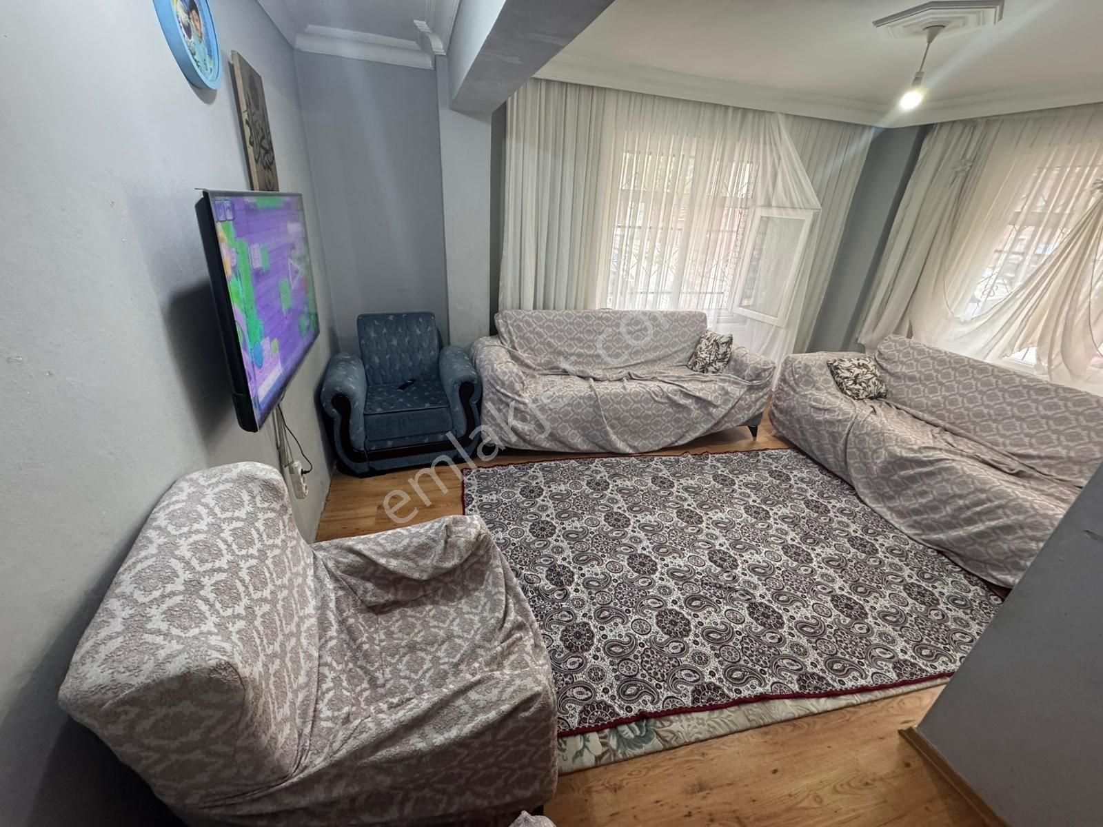 Üç Kardşlr'dn S.çiftliği Mh 2+1 Köşebaşı Masrafsız Yüksek Giriş