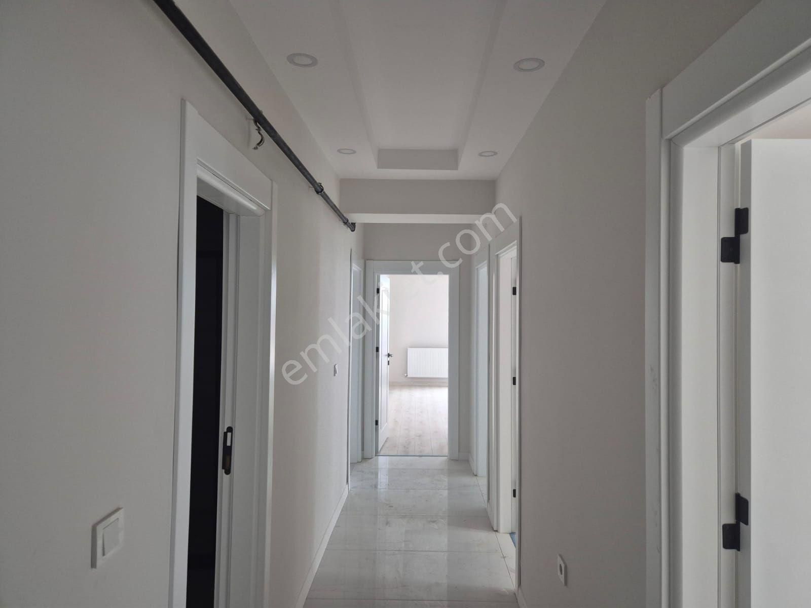 Şeyhsinan Mah.havuzlu Site İçinde Kiralık Sıfır 3+1 Daire - Görsel 14