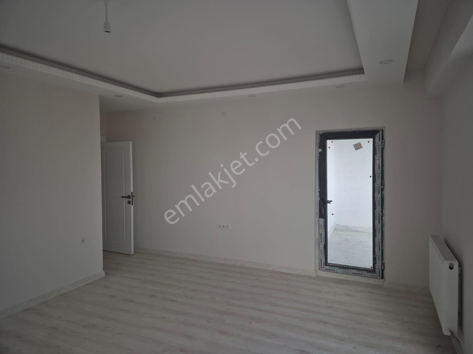 Şeyhsinan Mah.havuzlu Site İçinde Kiralık Sıfır 3+1 Daire - Görsel 3