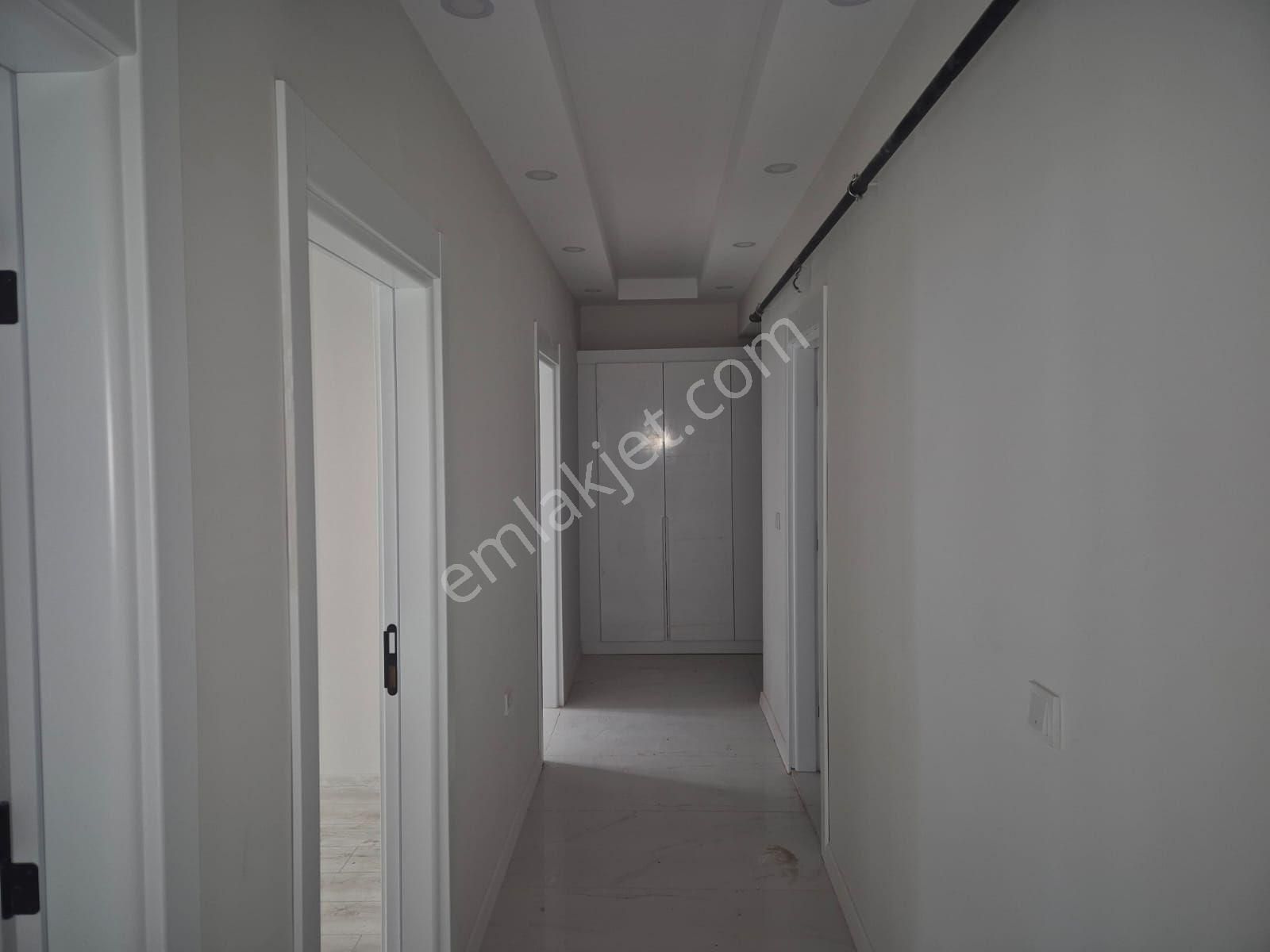 Şeyhsinan Mah.havuzlu Site İçinde Kiralık Sıfır 3+1 Daire - Görsel 12