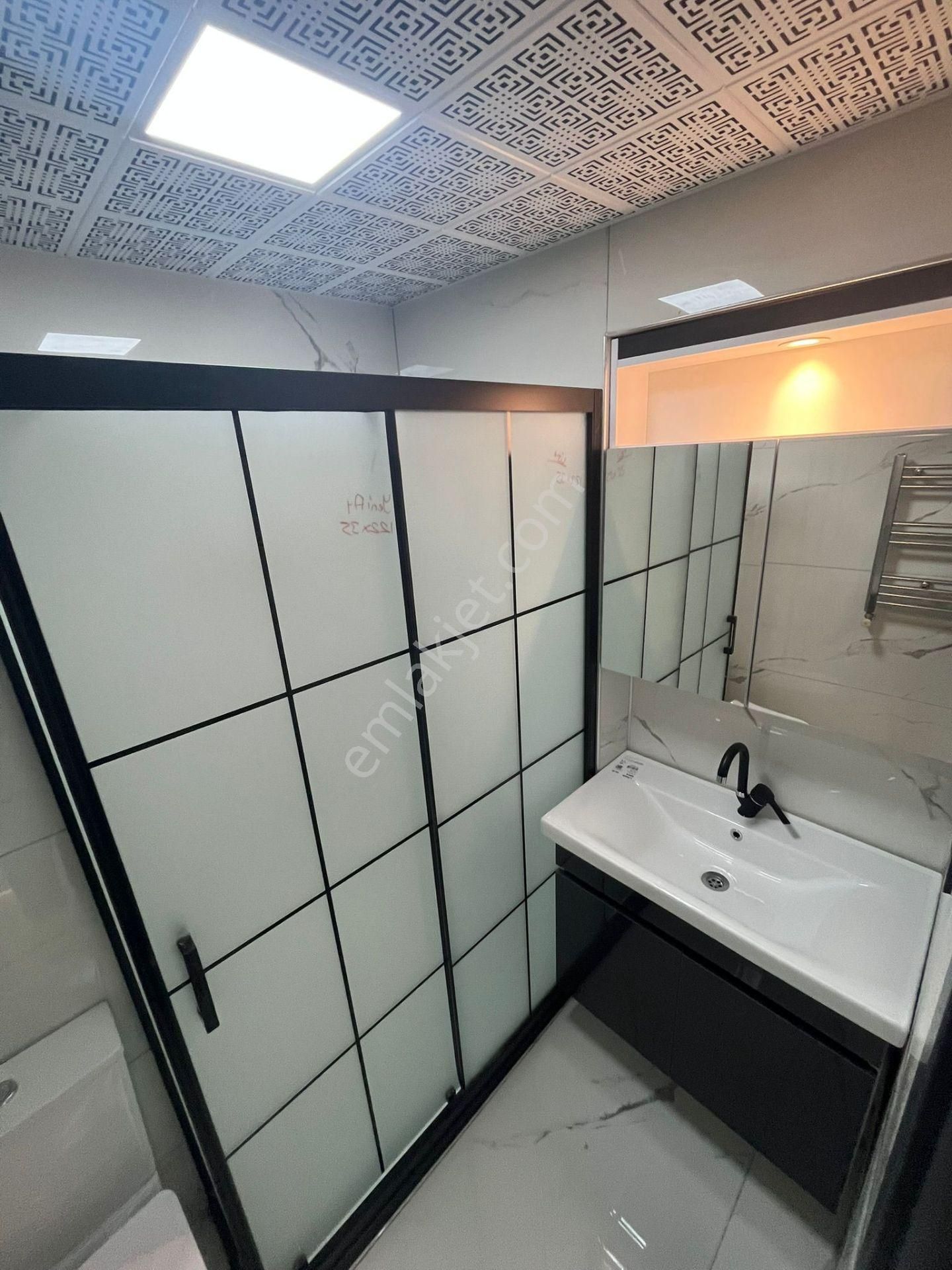 Atapark Yakını Katta Yapılı Geniş M2 4+1 - Görsel 17