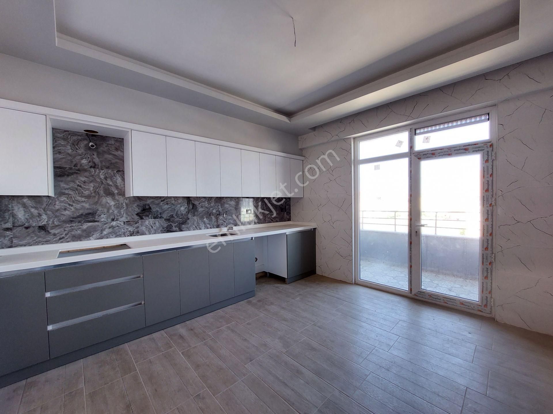 Kosova Mah. Veysel Karani Caddesine Cephe İşyapar'dan Lüks 3+1 Daire - Görsel 10