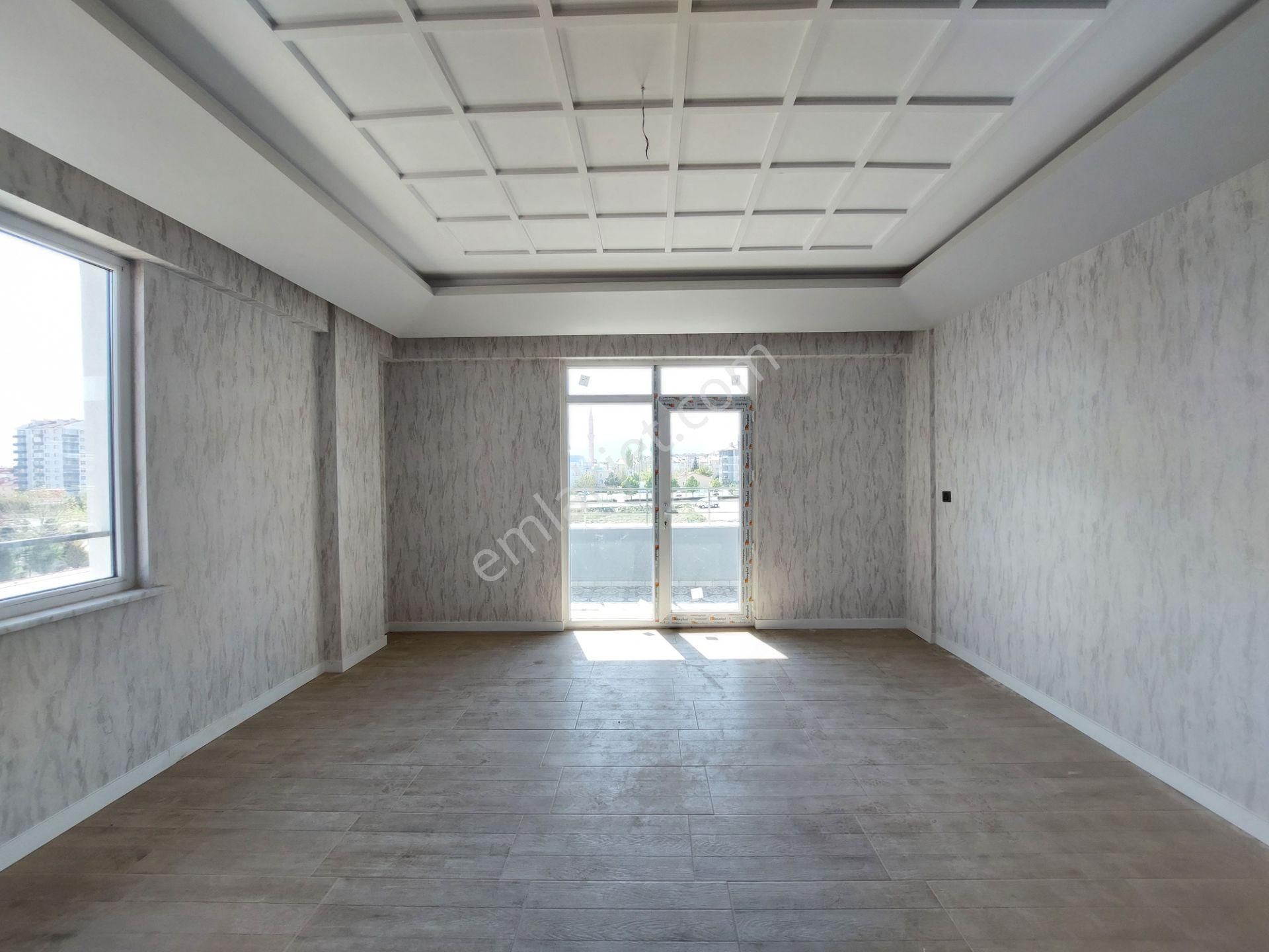 Kosova Mah. Veysel Karani Caddesine Cephe İşyapar'dan Lüks 3+1 Daire - Görsel 15