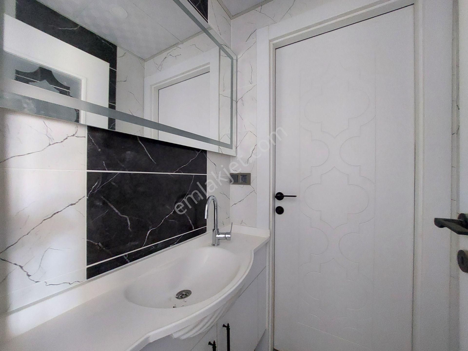 Kosova Mah. Veysel Karani Caddesine Cephe İşyapar'dan Lüks 3+1 Daire - Görsel 37