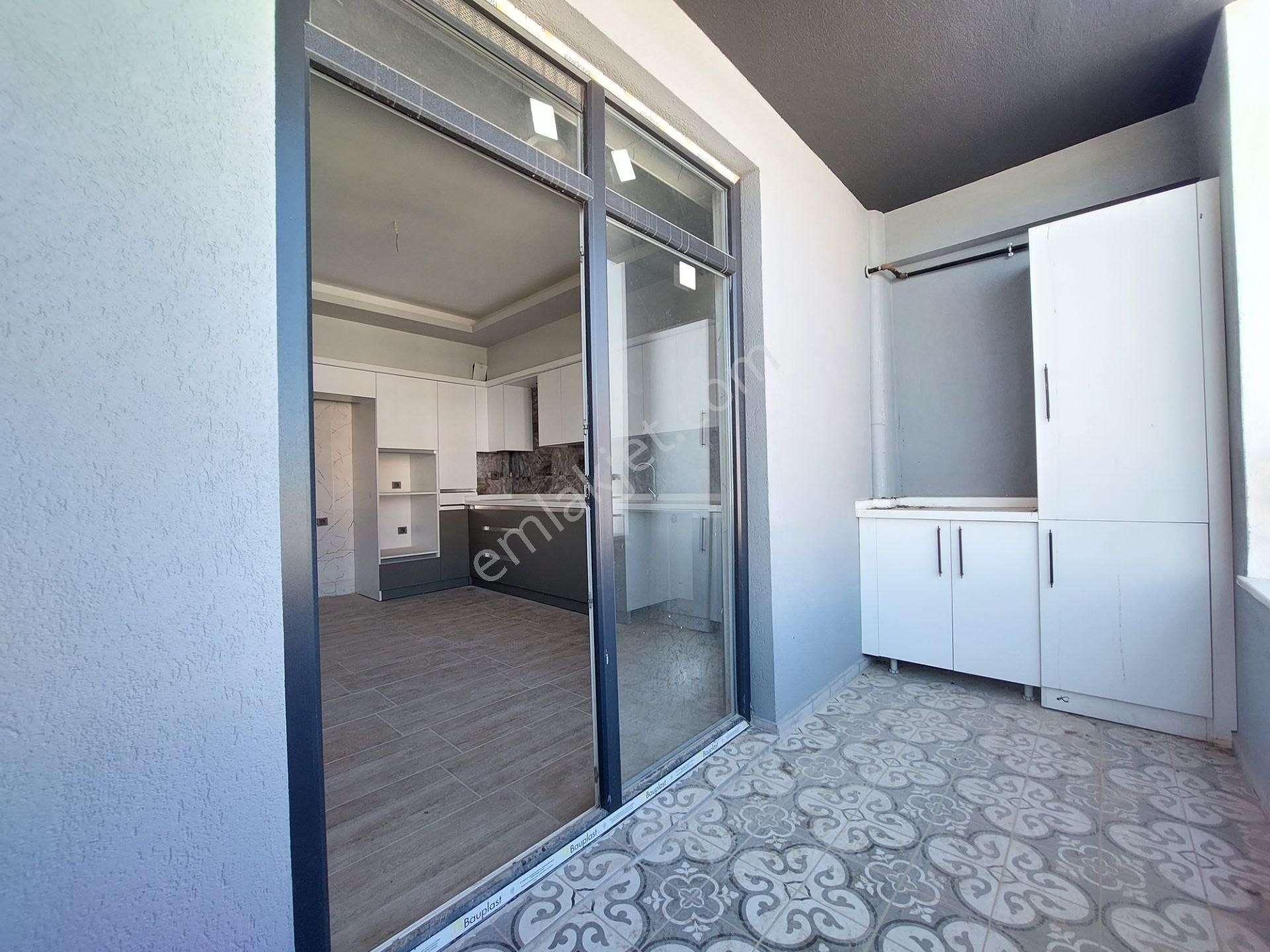 Kosova Mah. Veysel Karani Caddesine Cephe İşyapar'dan Lüks 3+1 Daire - Görsel 14