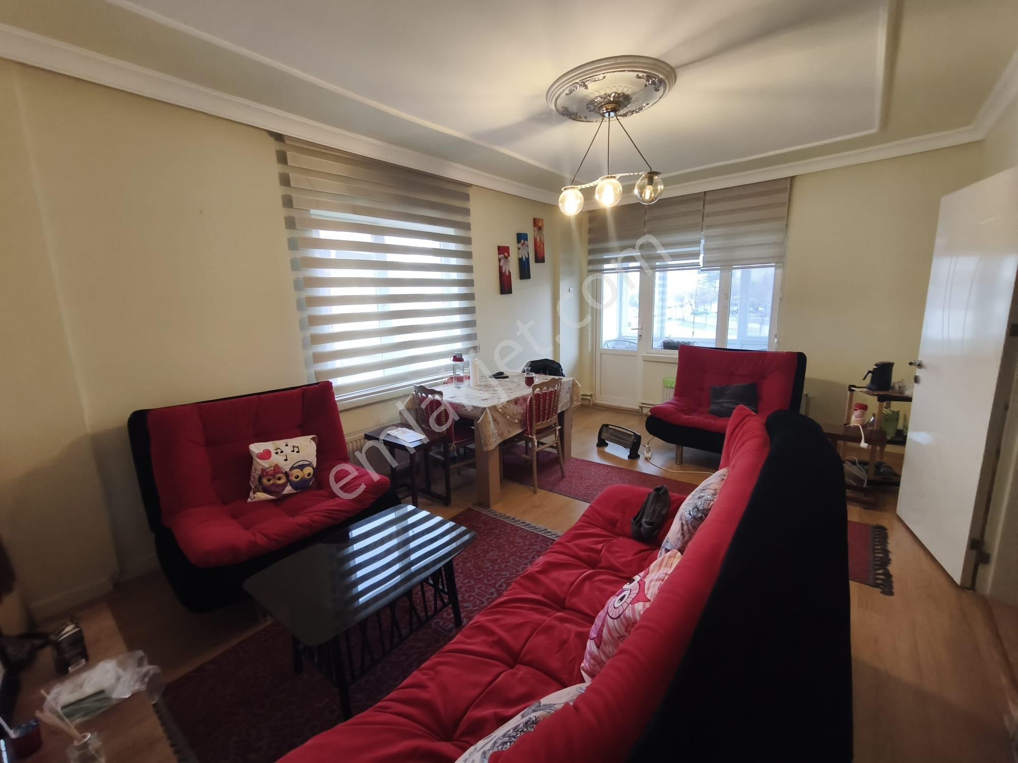 Sincan Gaziosman Paşa Mahallesinde 3+1 Satılık Daire