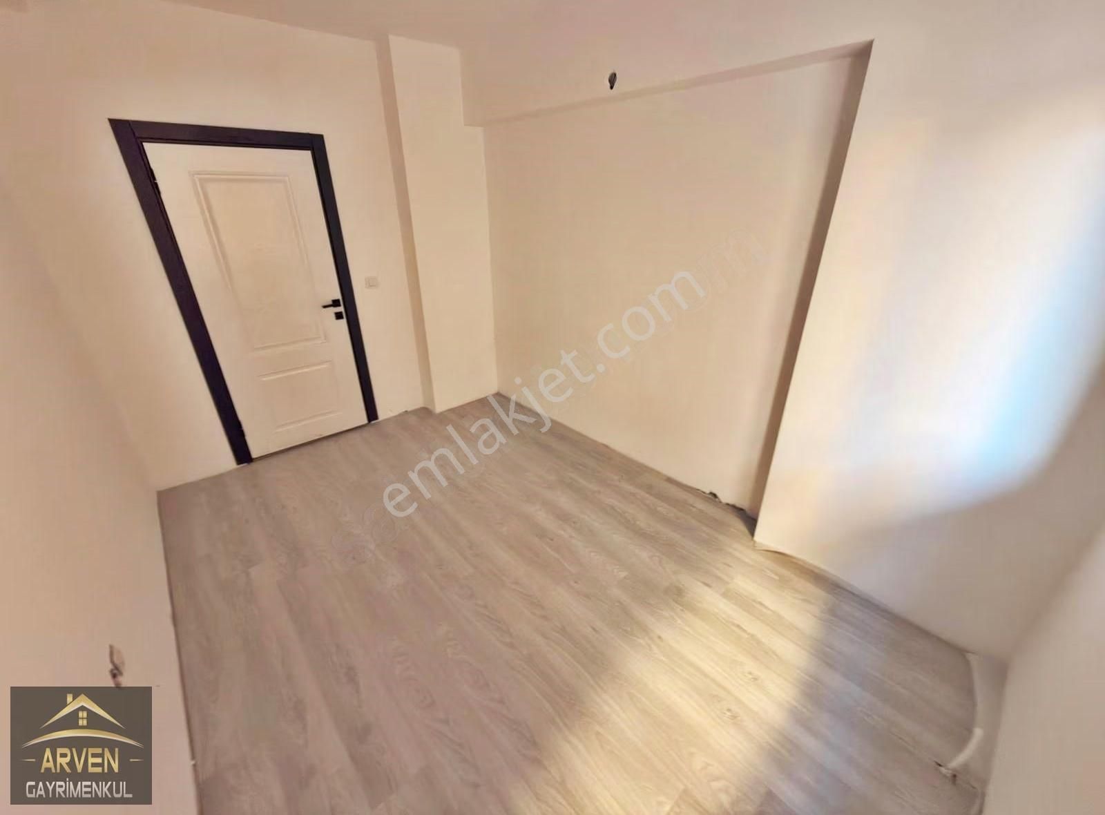 ▃arven▃ Harika Lokasyon Boğaziçi Ana Cd Üzeri Yok Bu Fiyata 2+1 - Görsel 12