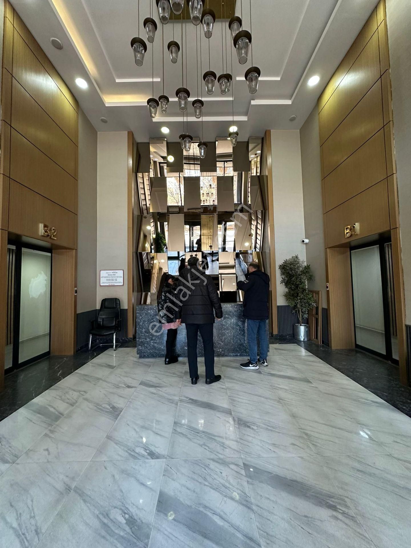 Esenyurt Babacan Premium Sitesinde Eşyalı Kiralık 1+0 Daire - Görsel 8