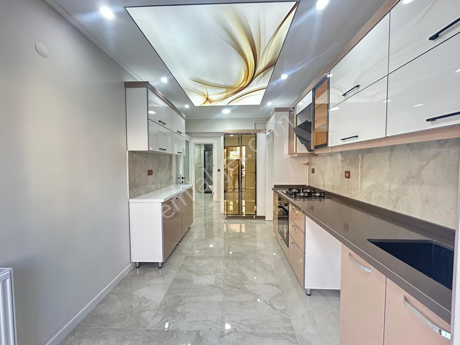 Taner'den Kabil Cad. Yanı 3+1 Arakat Ön Cephe Süper Lüks Çift Banyolu - Görsel 28