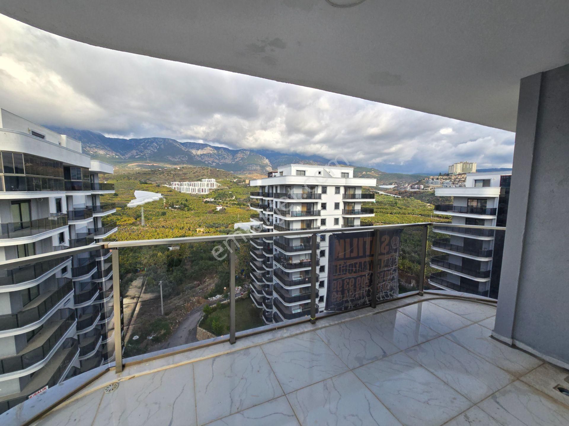 Mahmutlarda Satılık 290 M2 Eşsiz Manzaralı 4+1 Daire - Görsel 8
