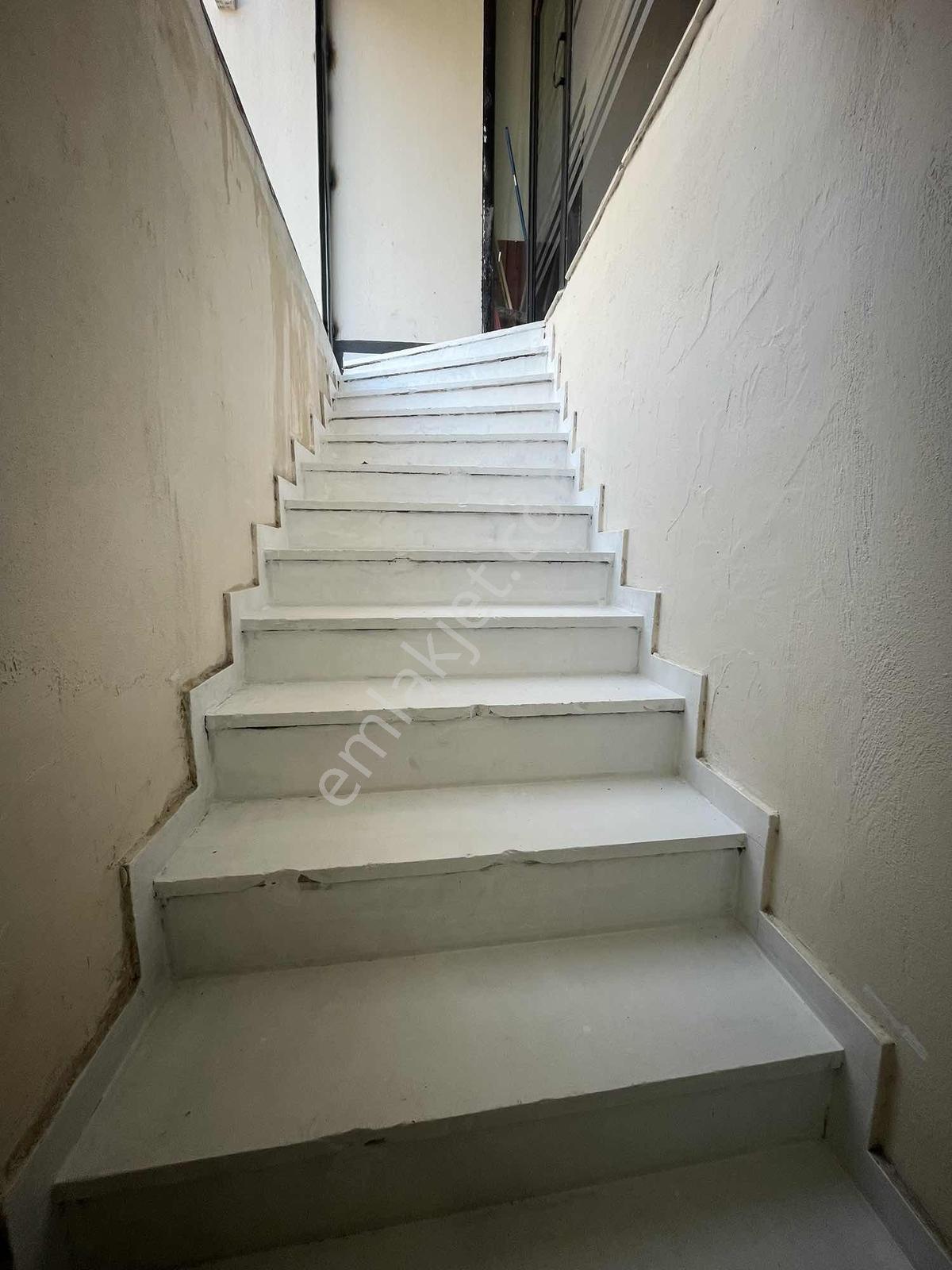 Odak Tıp Civarı/30 M2 Depo/ön Kulllanım Alanlı/iskanlı/acil!!!!! - Görsel 22