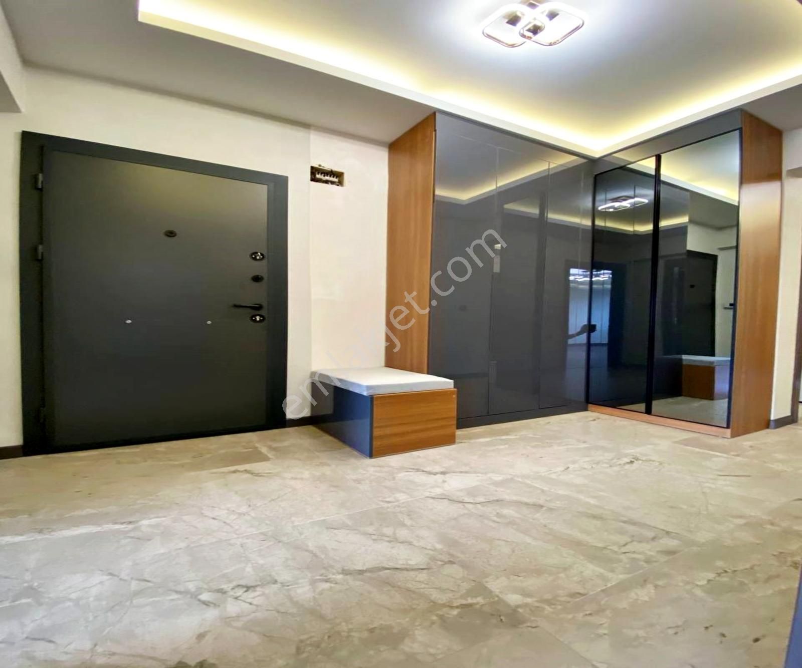 Beylikdüzü Lıve İnşaat'tan Full Dekorlu Geniş 3+1 Satılık Daire! - Görsel 20